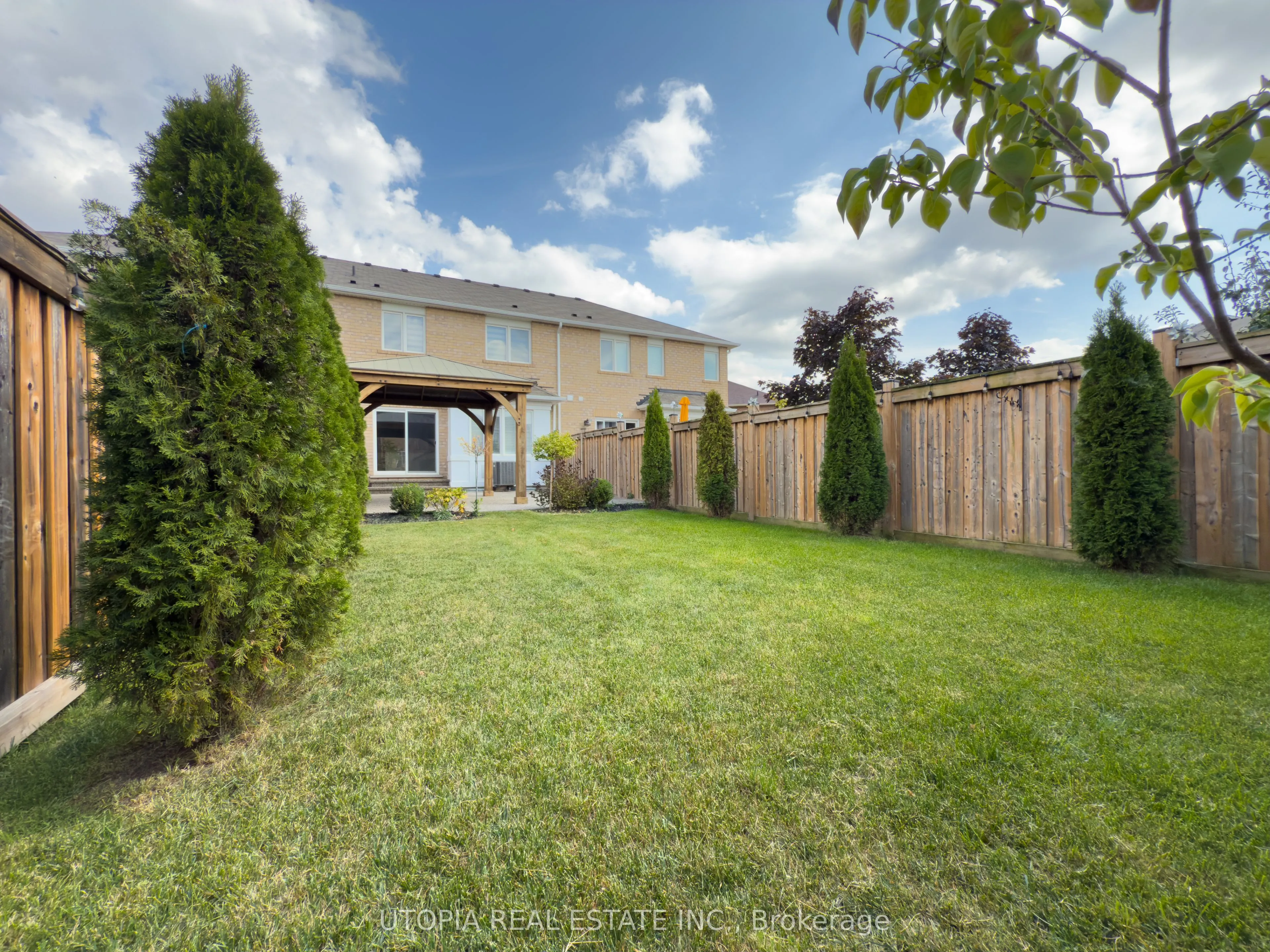 259 Mortimer Crescent