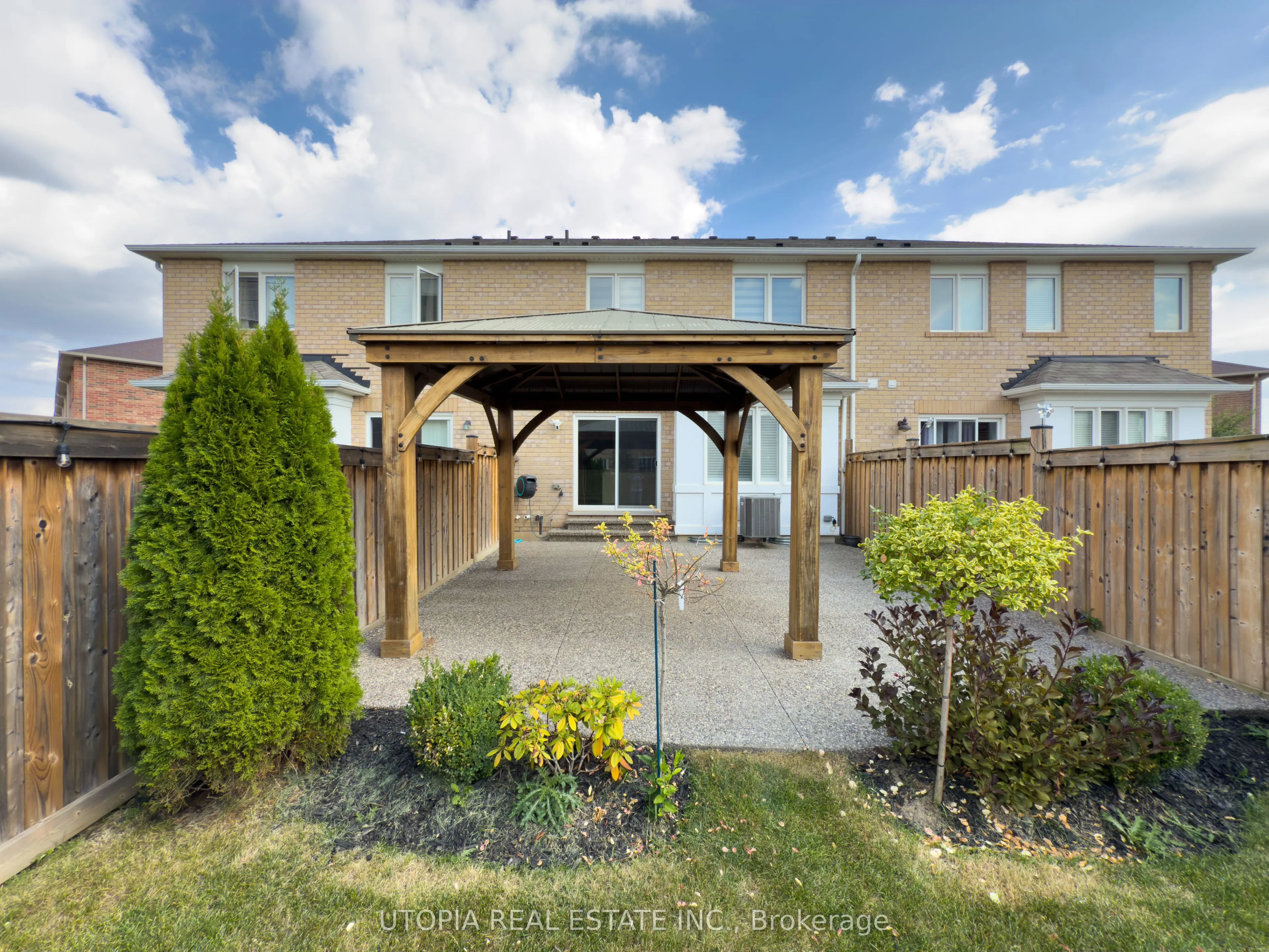 259 Mortimer Crescent