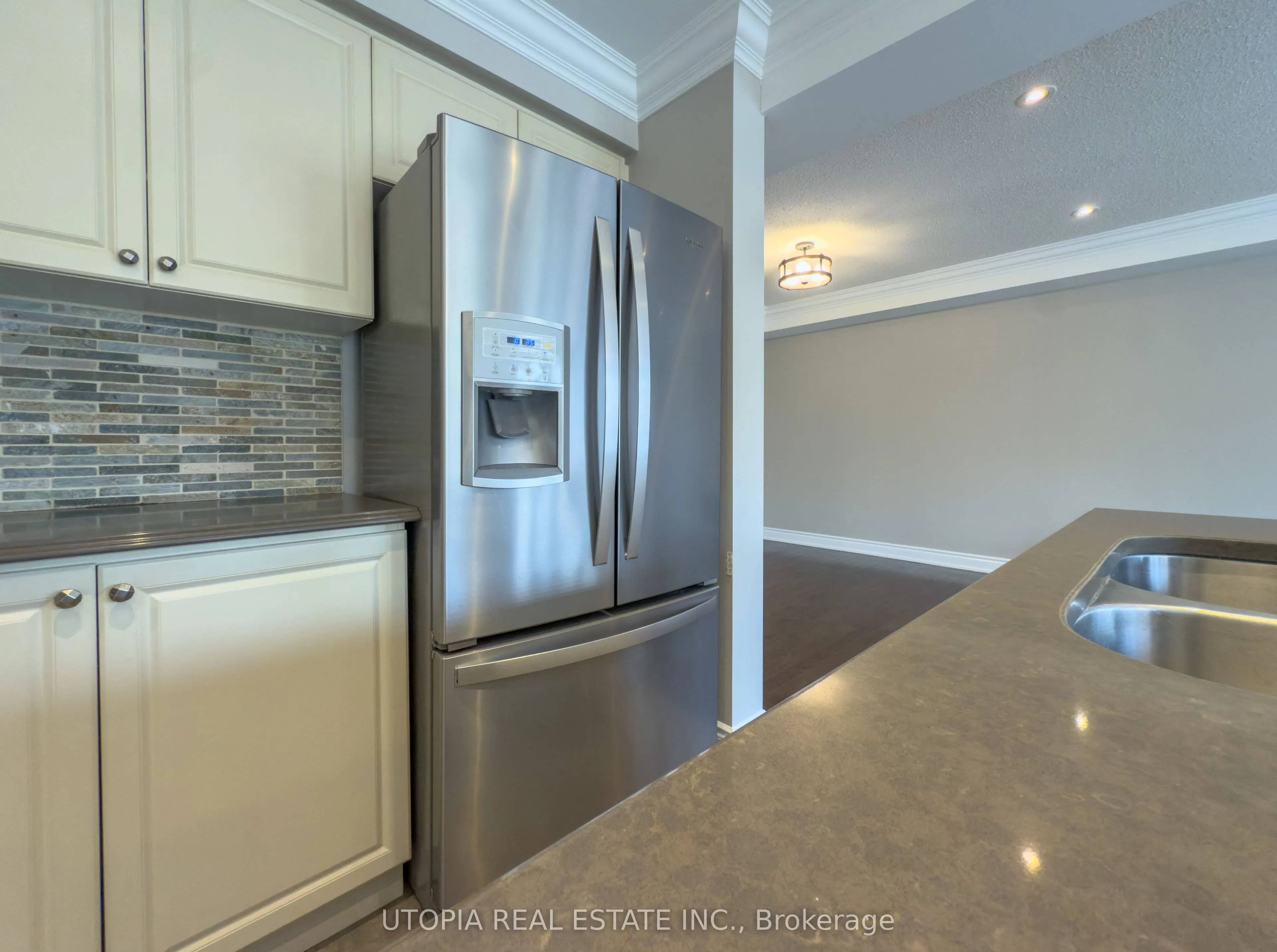 259 Mortimer Crescent