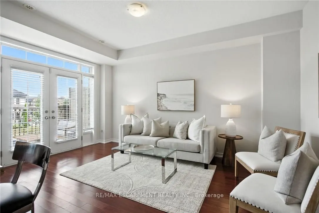 2570 Grand Oak Trail