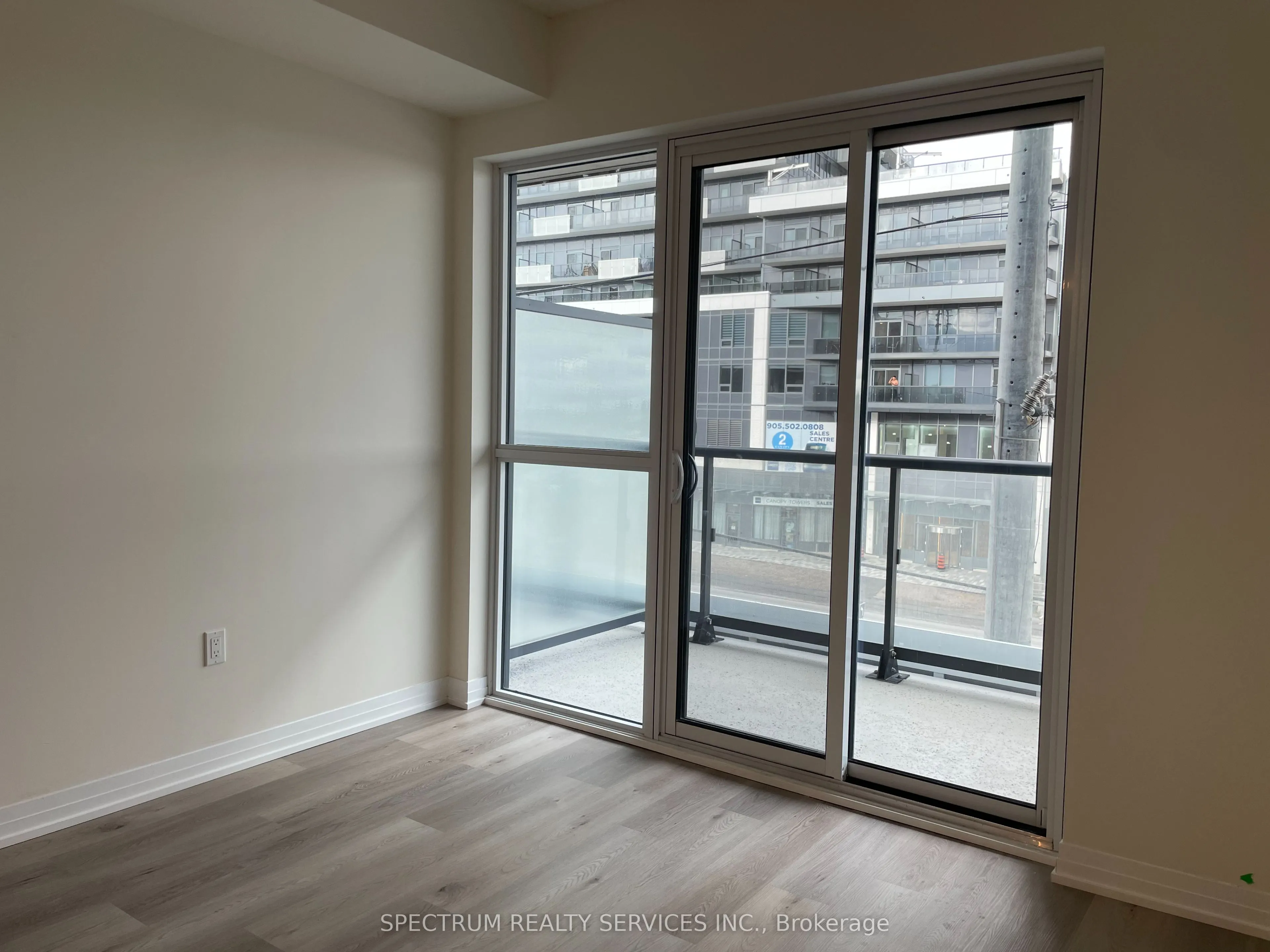 15 Watergarden Drive, #323