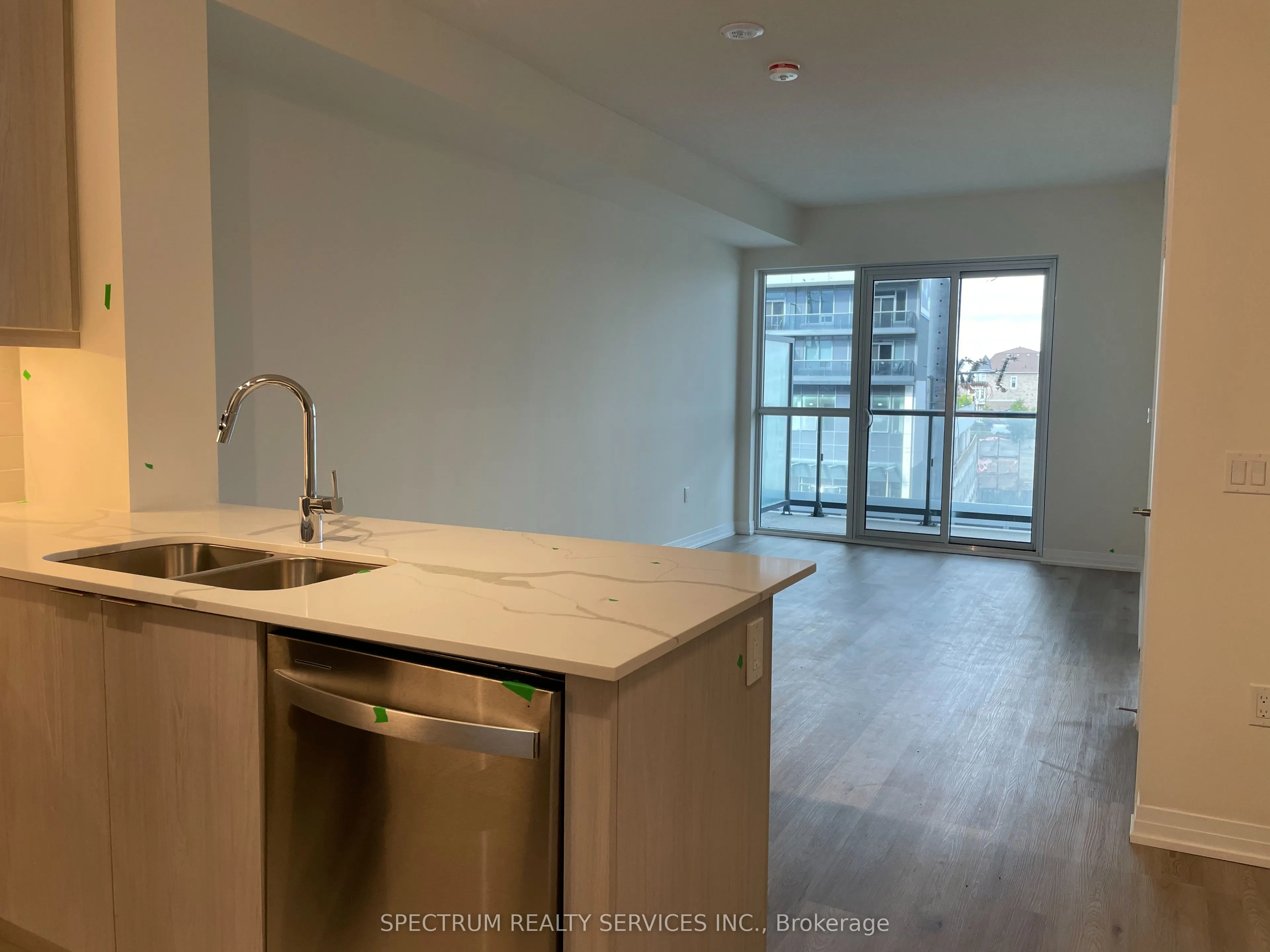 15 Watergarden Drive, #323