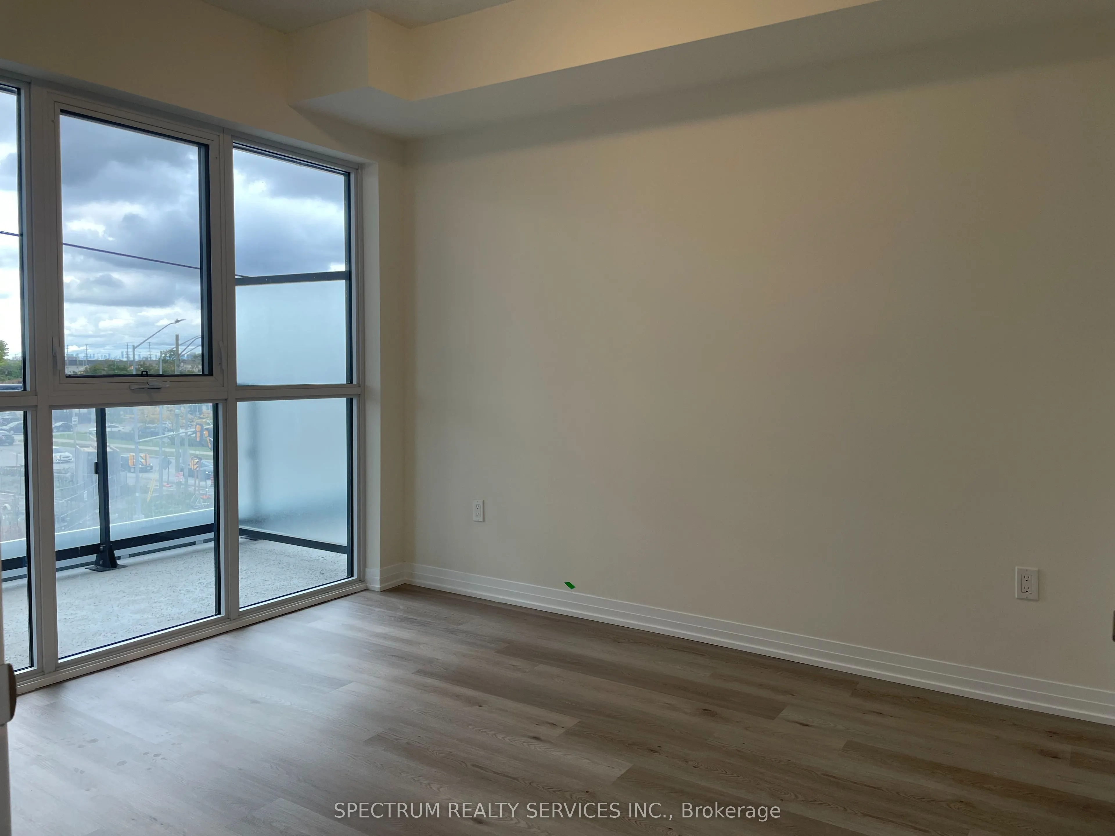 15 Watergarden Drive, #323