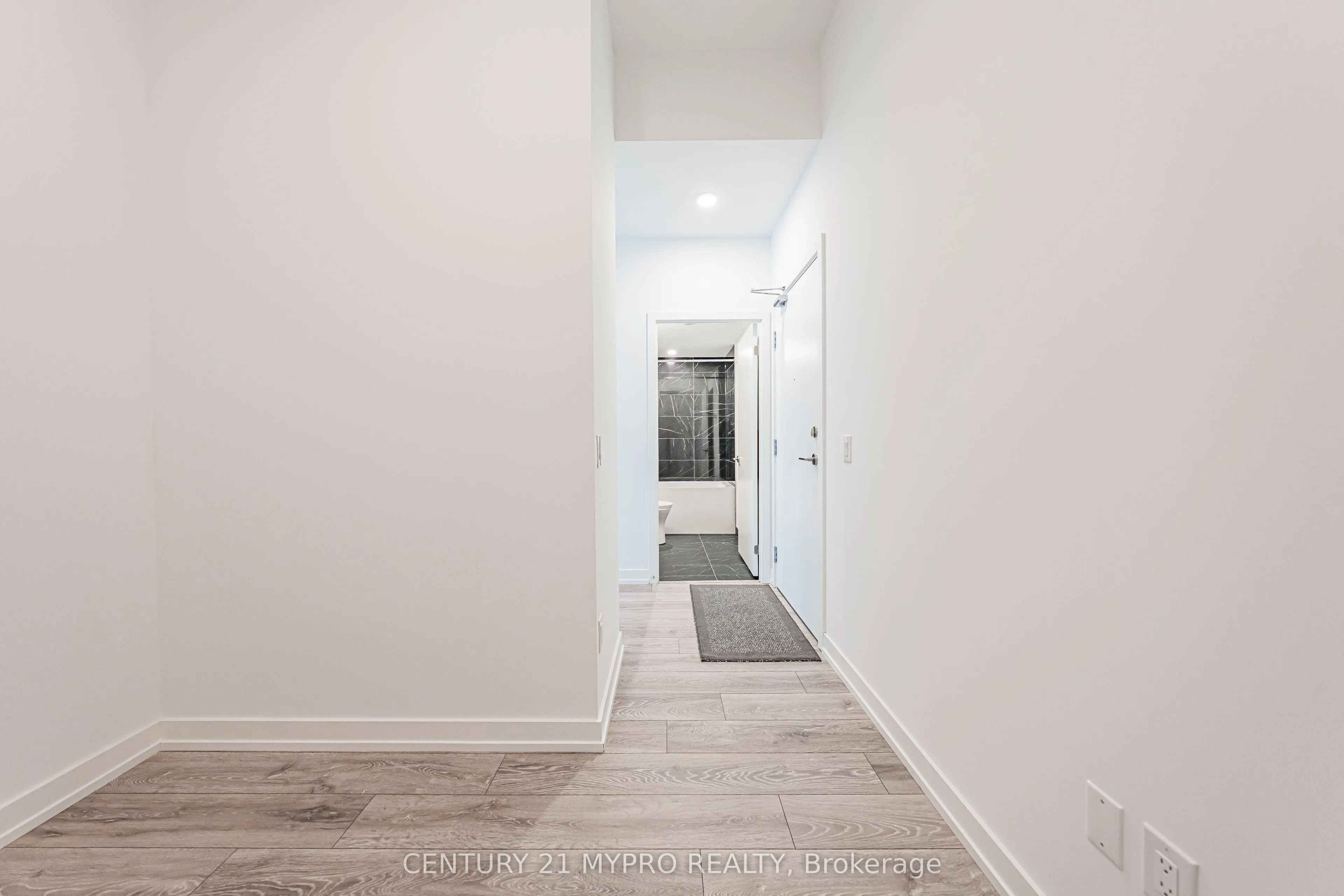 1100 Sheppard Avenue W, #105