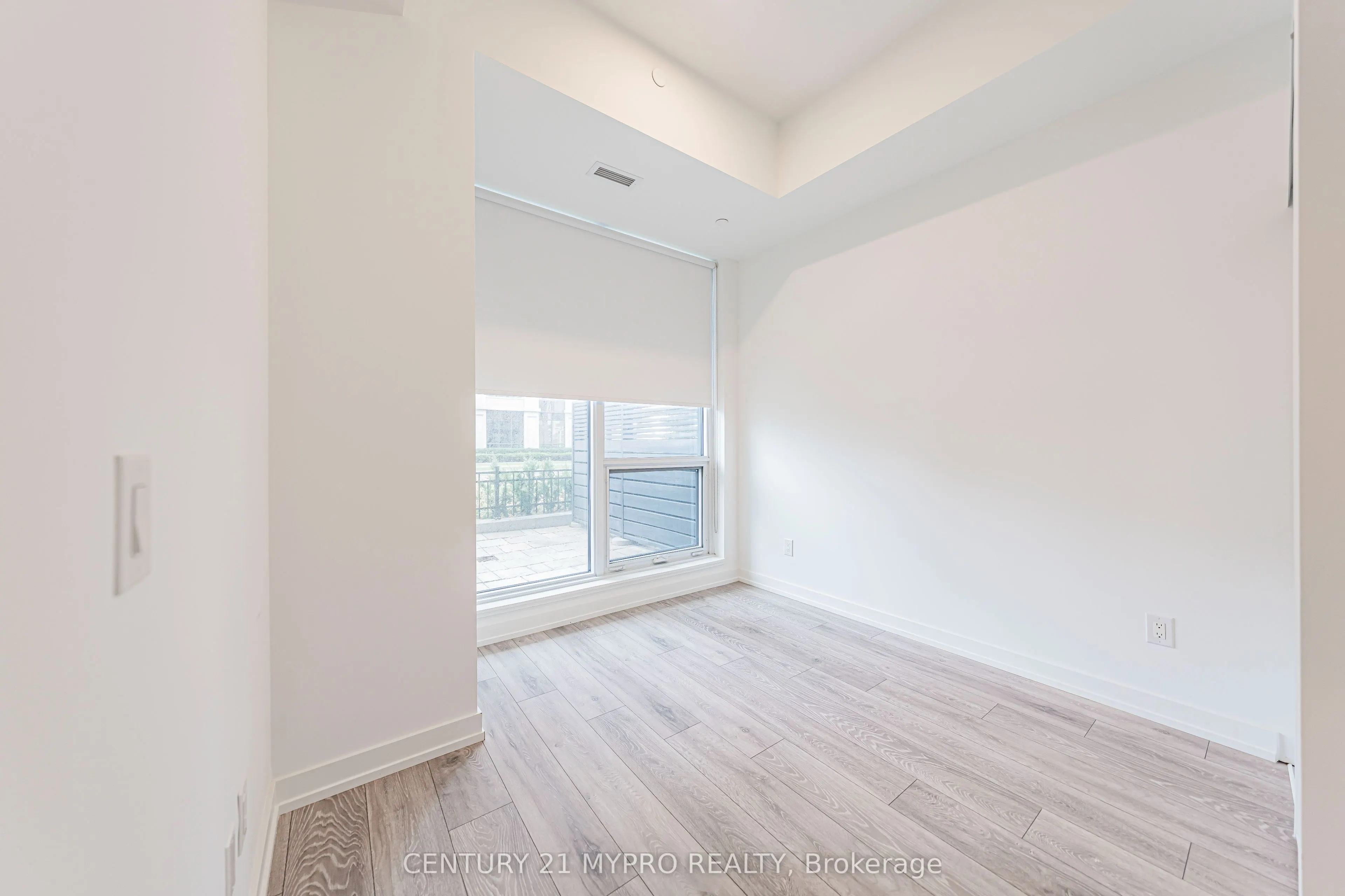 1100 Sheppard Avenue W, #105