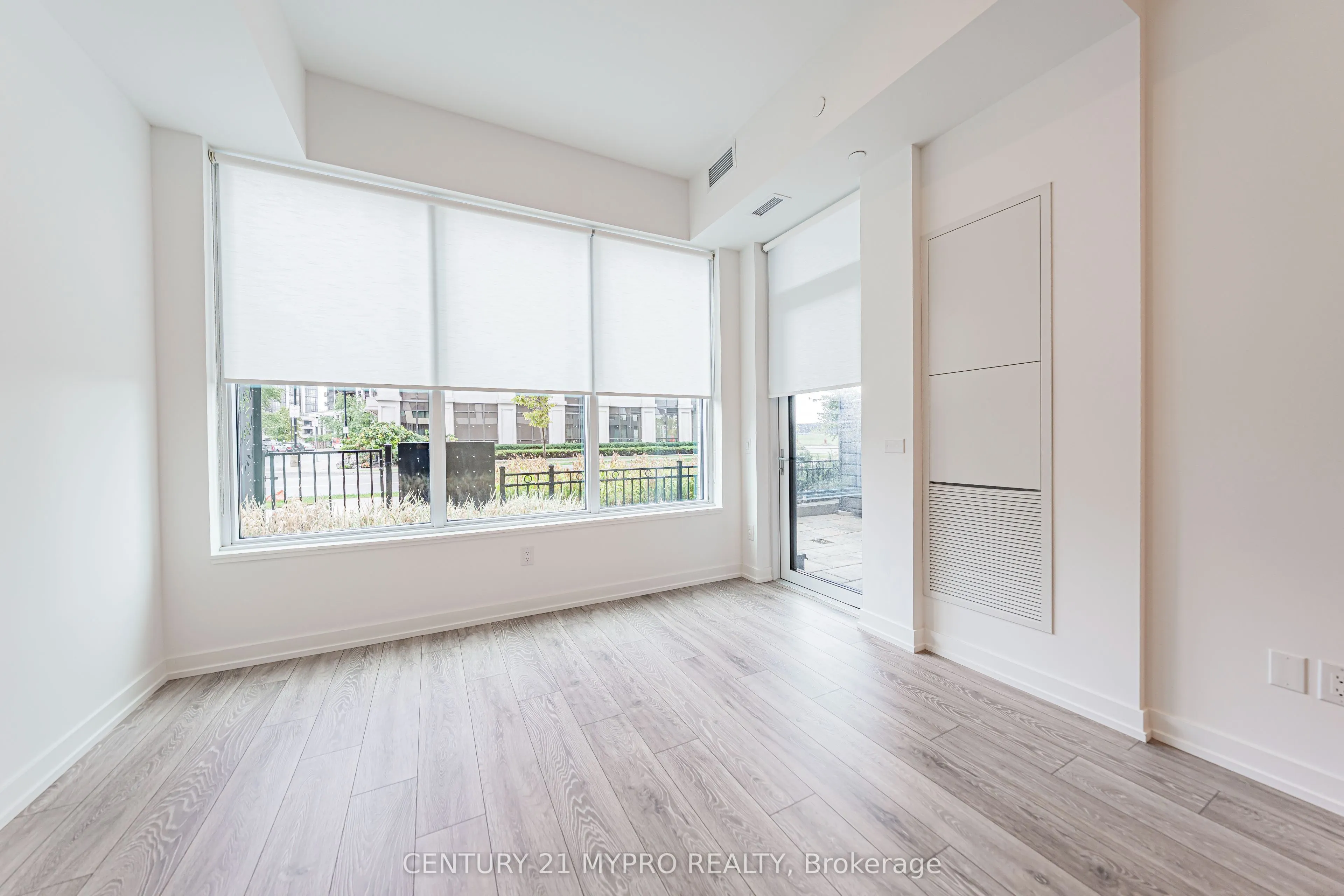 1100 Sheppard Avenue W, #105