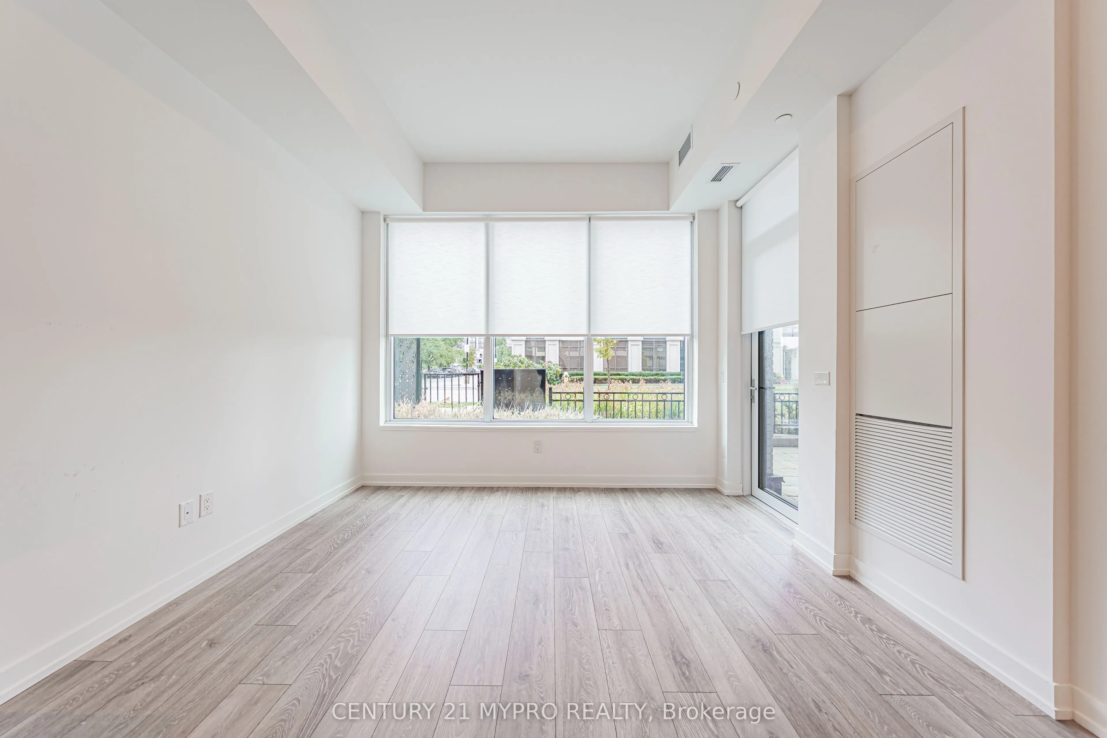 1100 Sheppard Avenue W, #105
