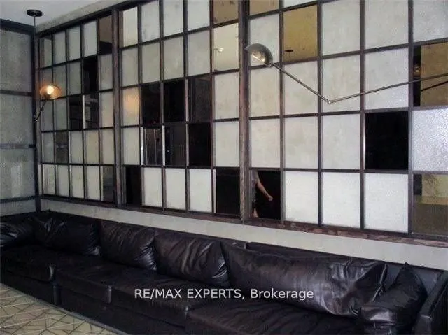 1990 Bloor Street W, #512
