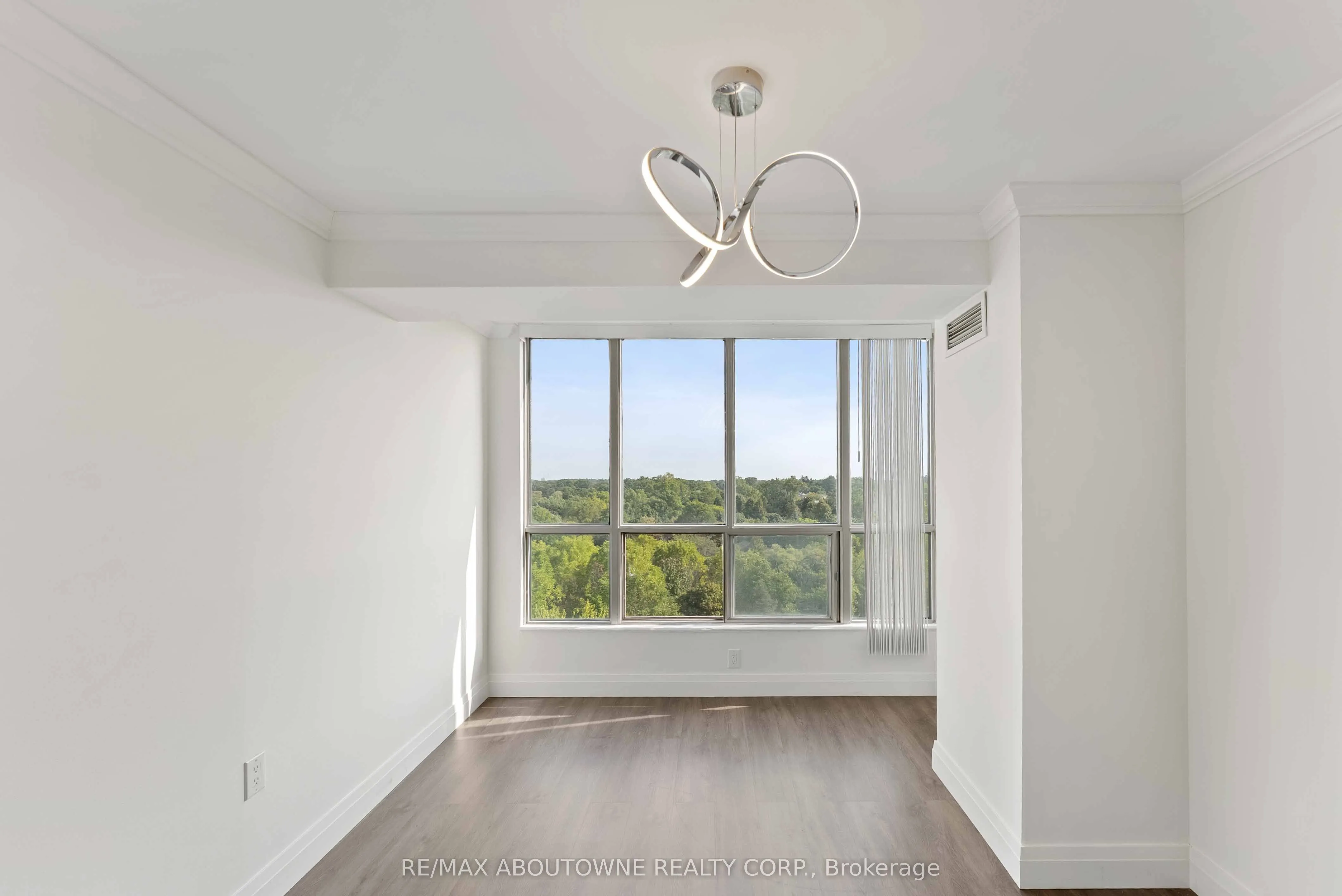 1110 Walden Circle, #903