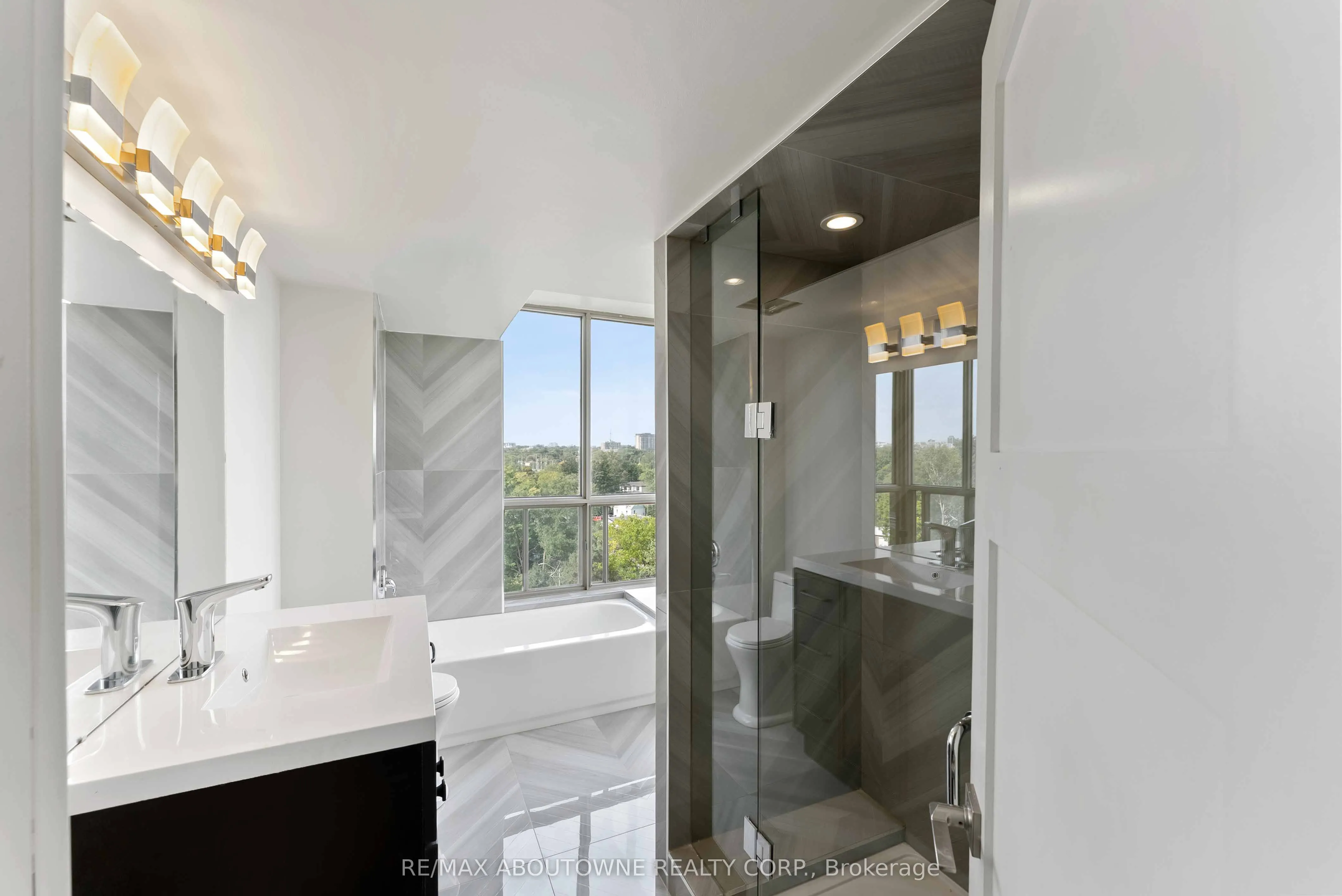 1110 Walden Circle, #903