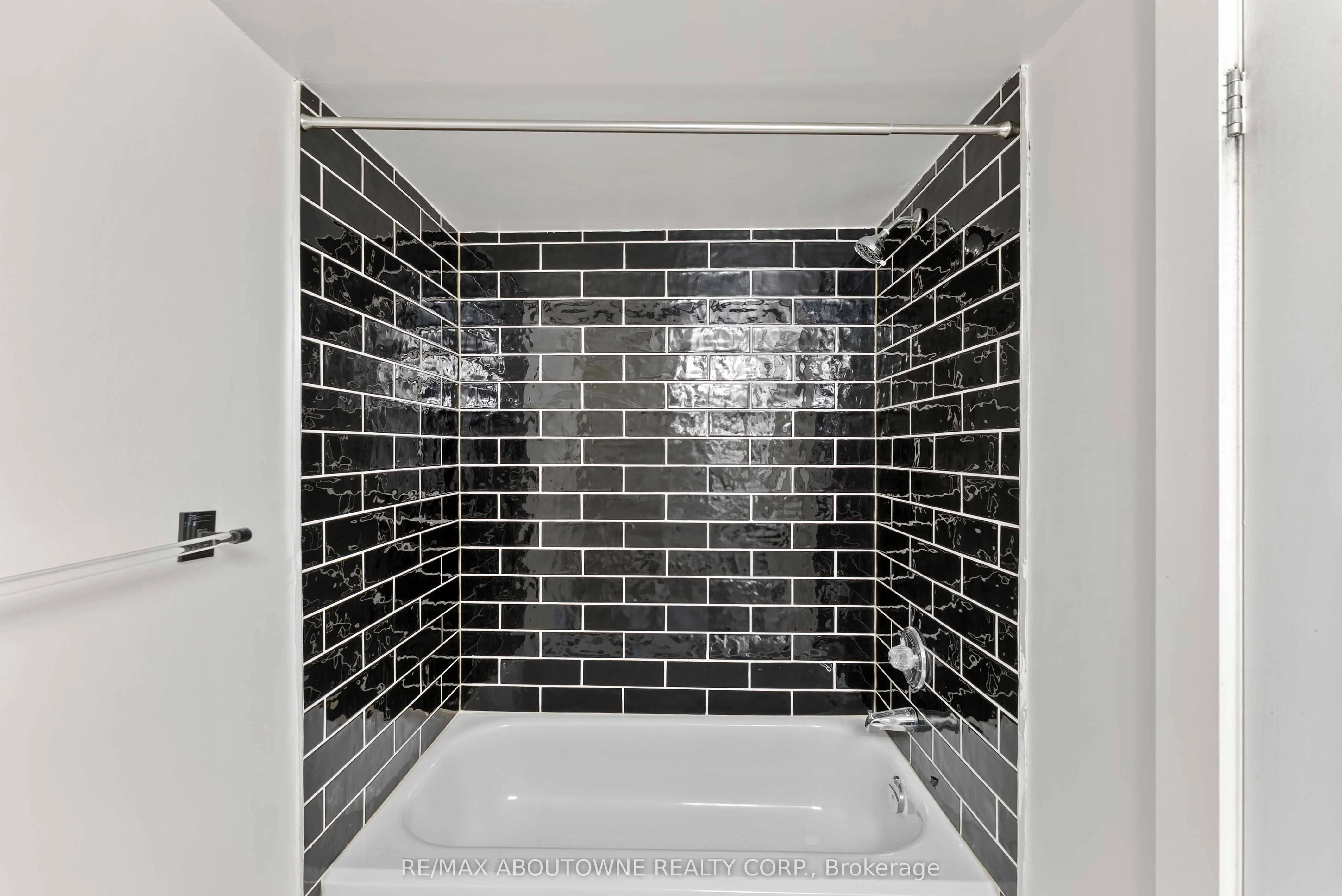 1110 Walden Circle, #903