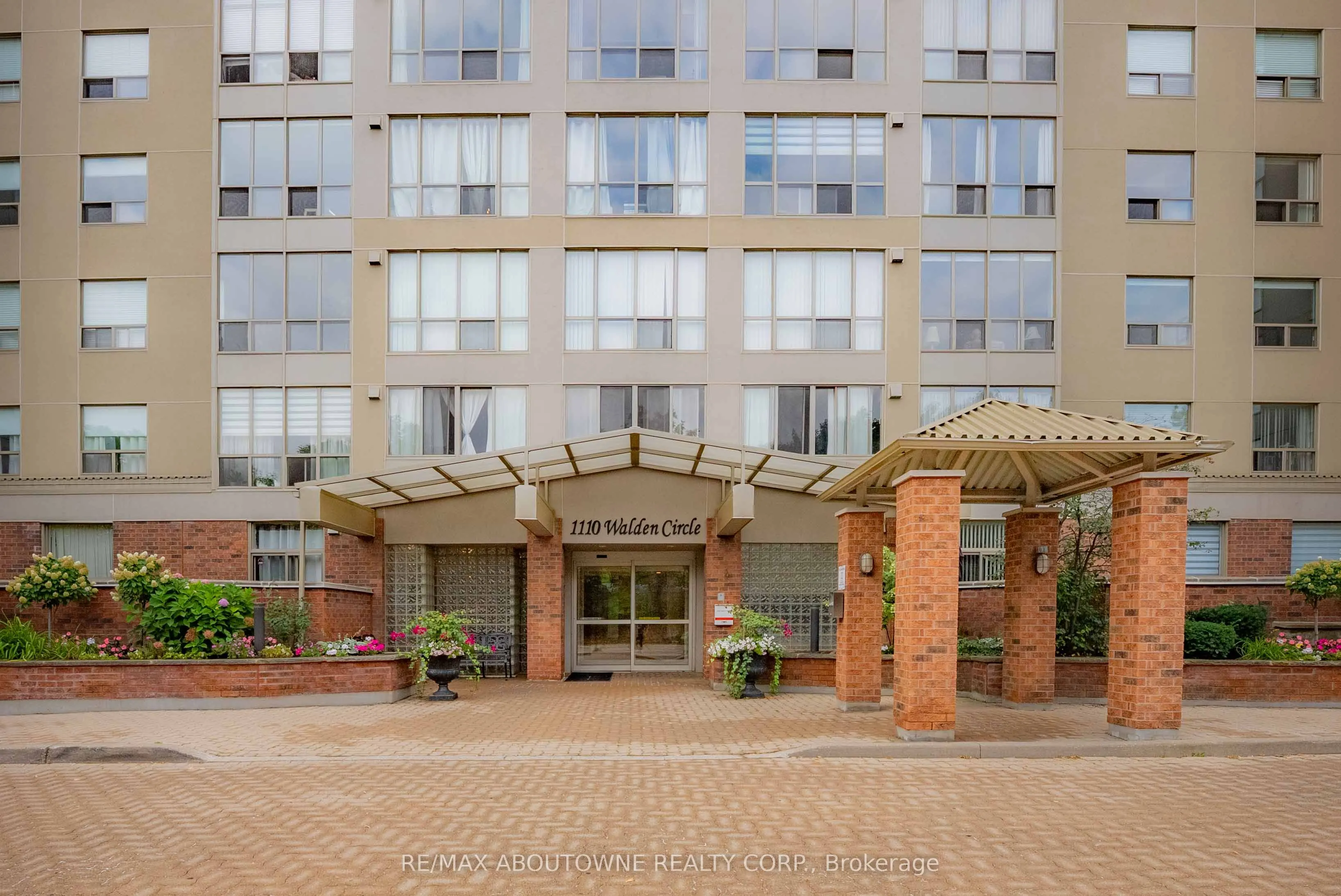 1110 Walden Circle, #903