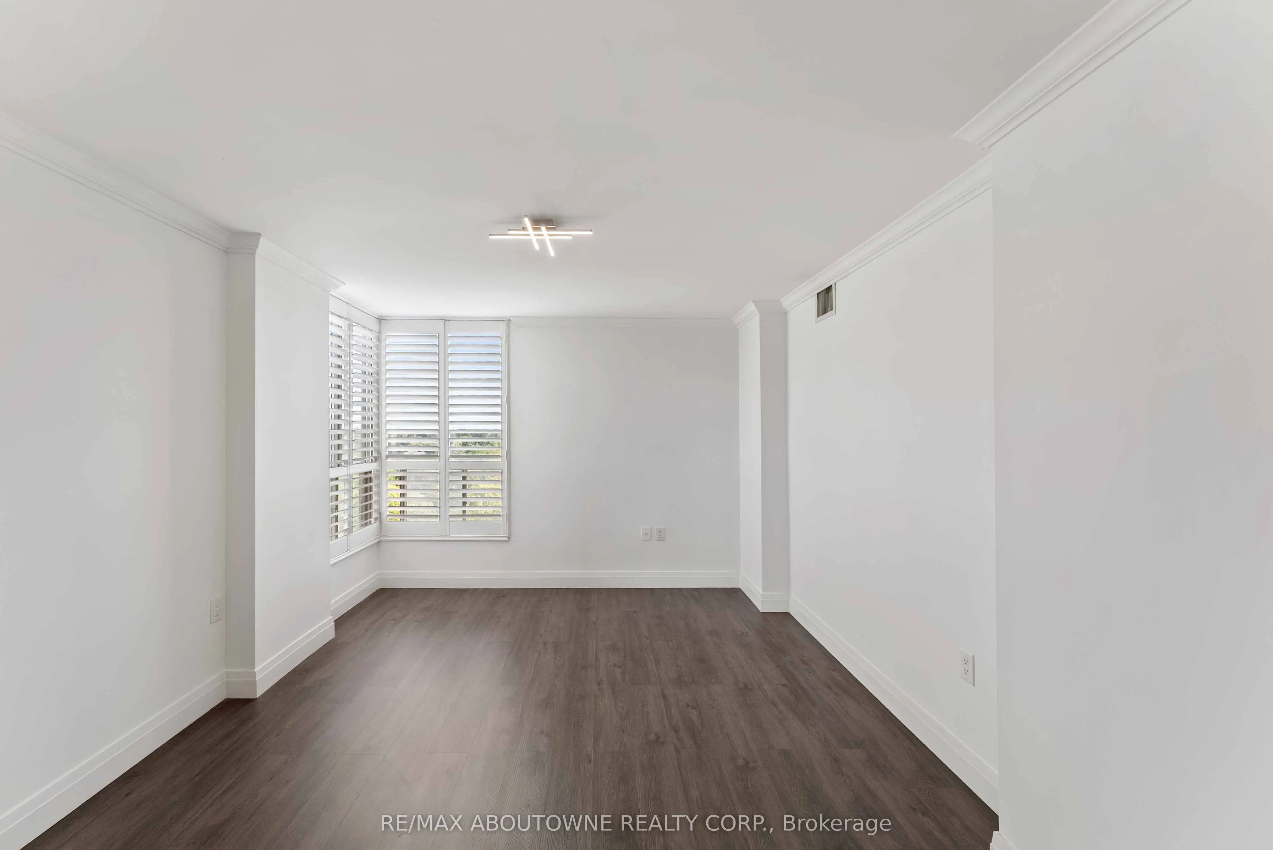 1110 Walden Circle, #903