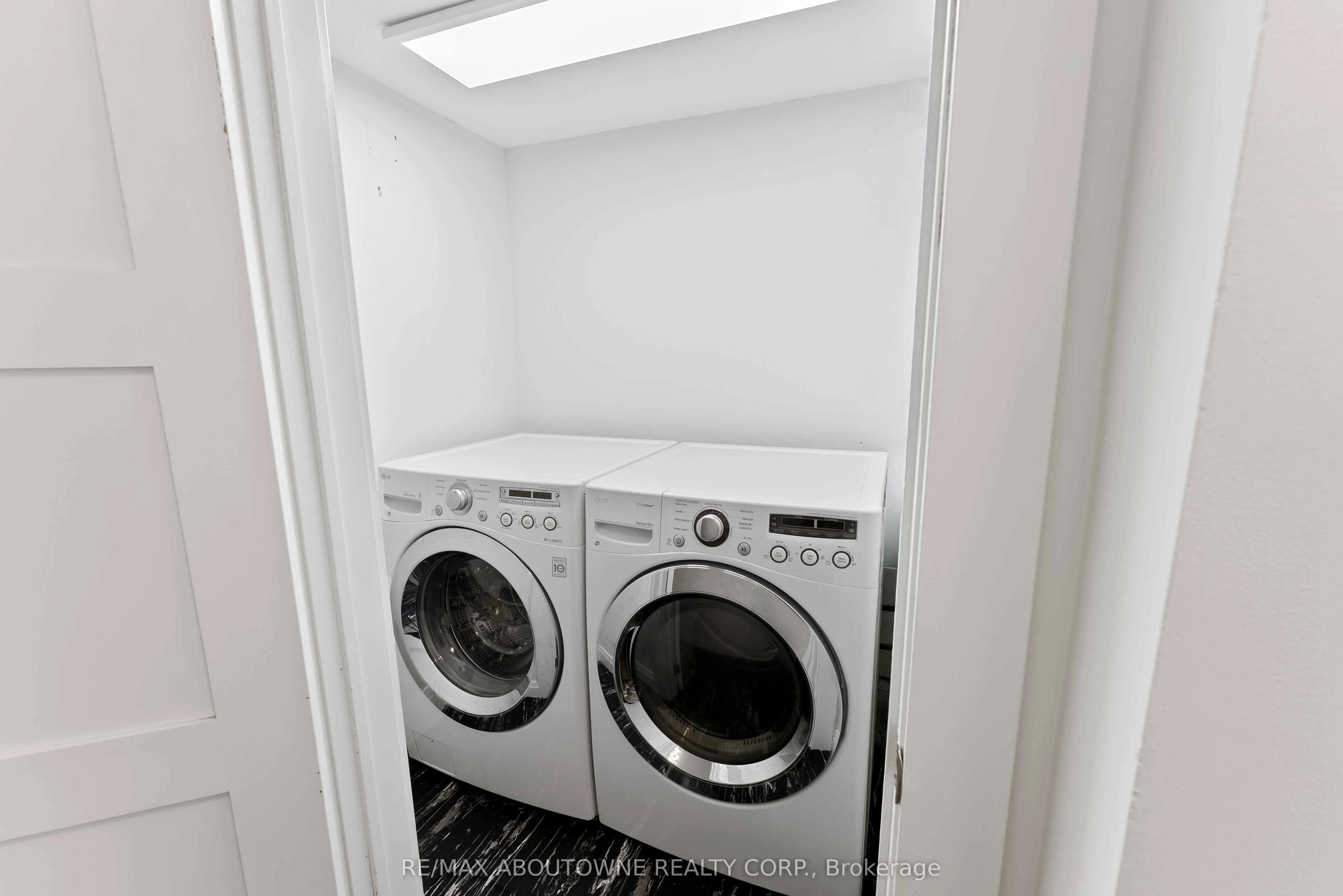 1110 Walden Circle, #903