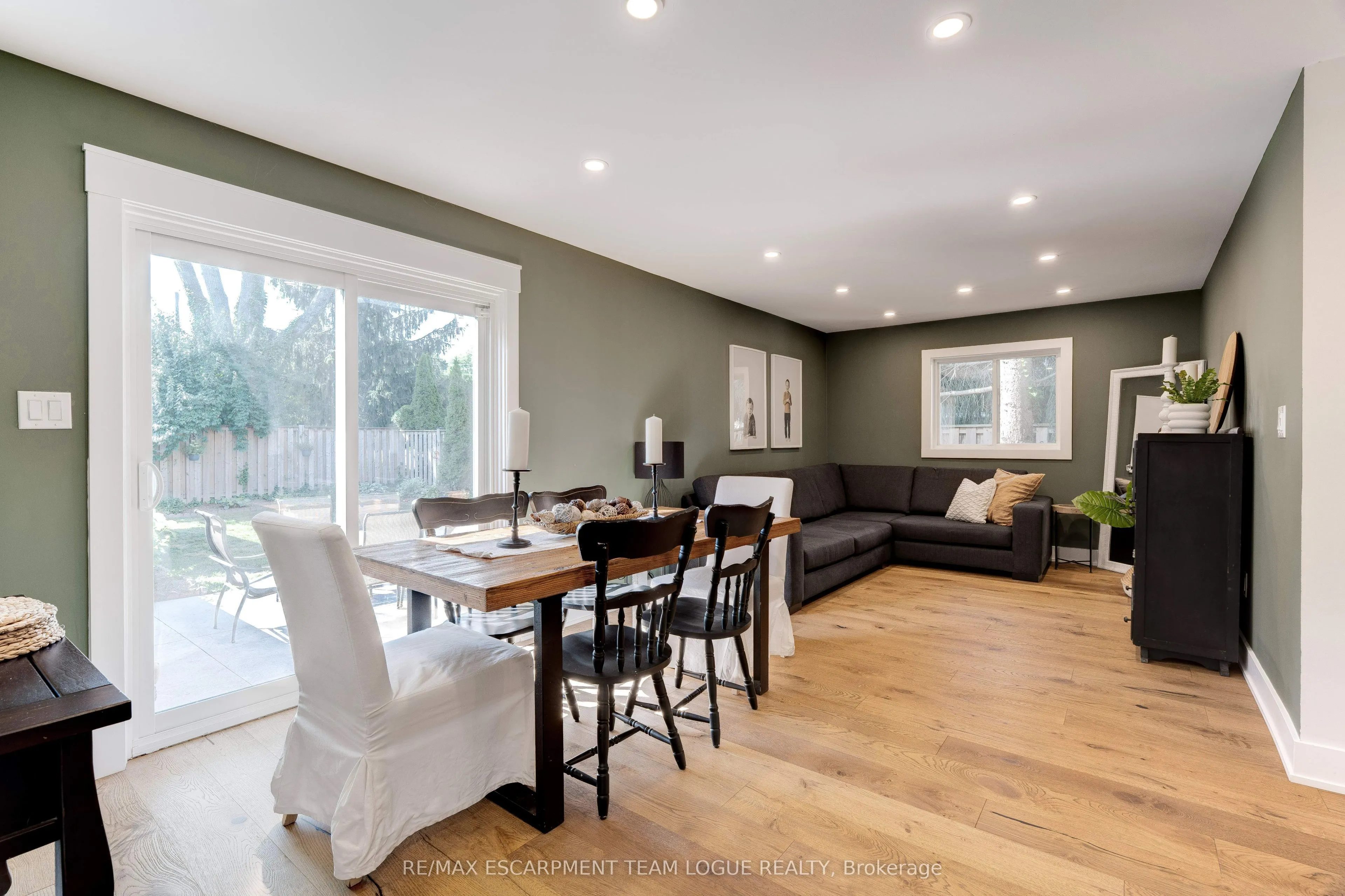 258 Gardenview Drive