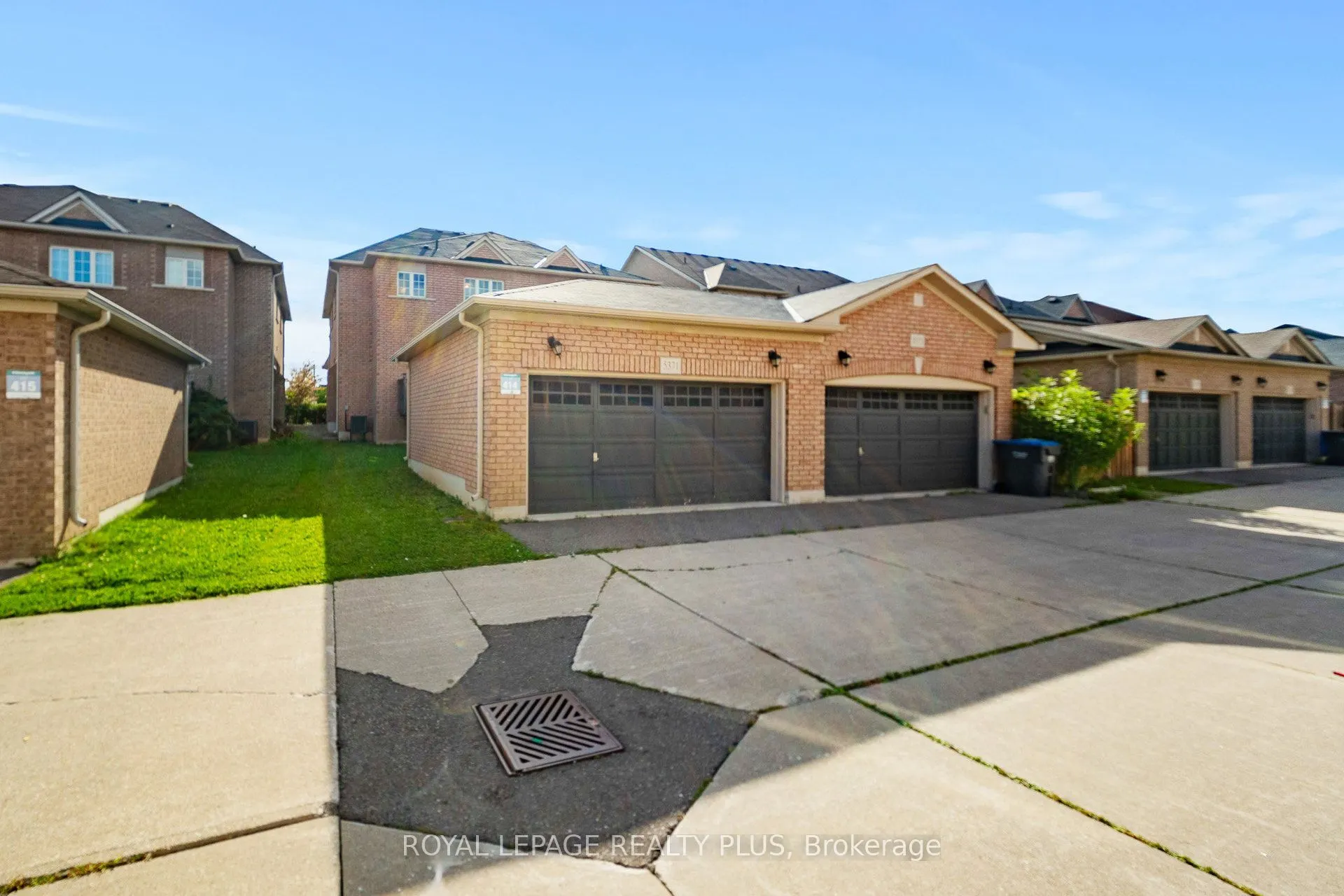 5371 Tenth Line W