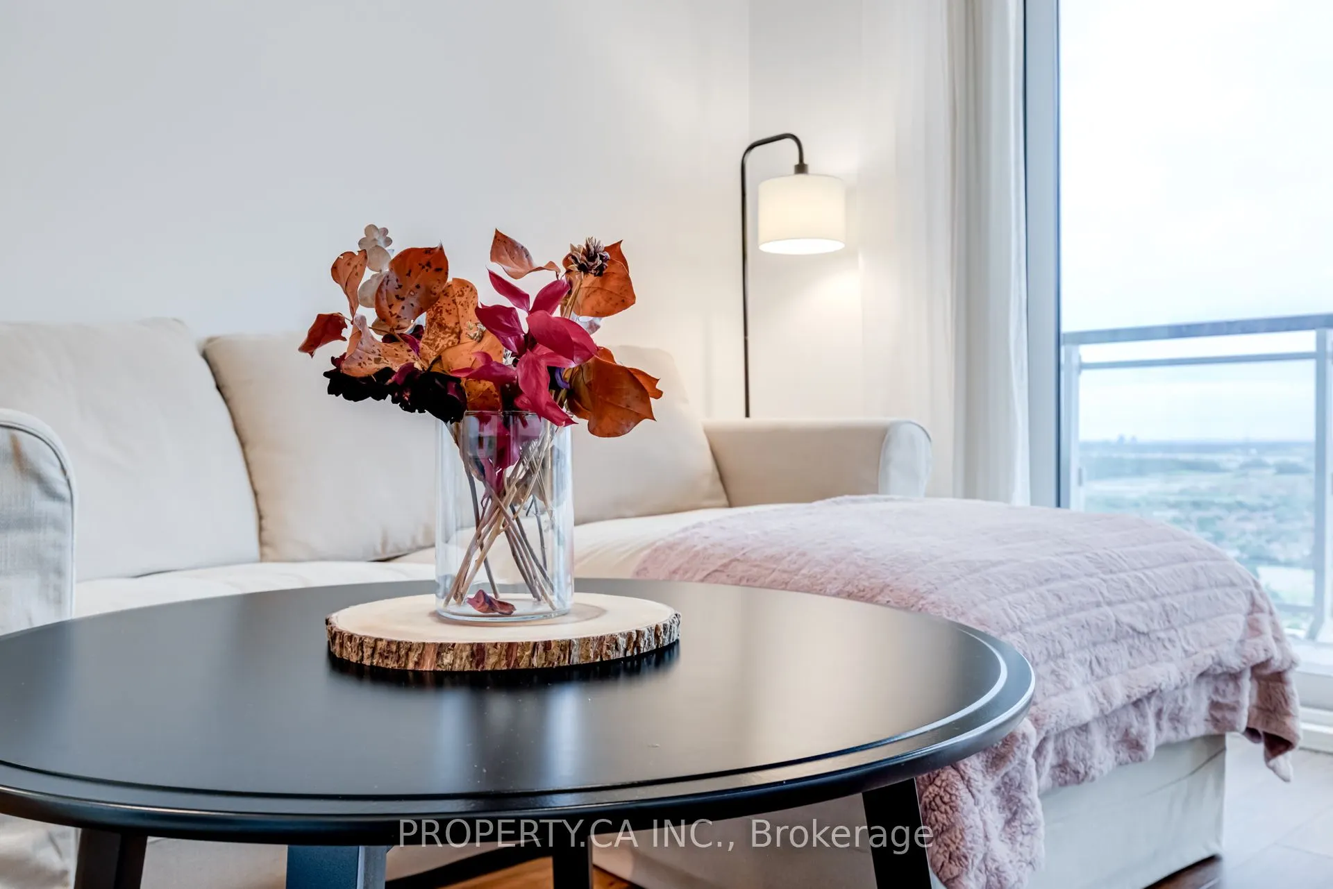 2560 Eglinton Avenue W, #2509