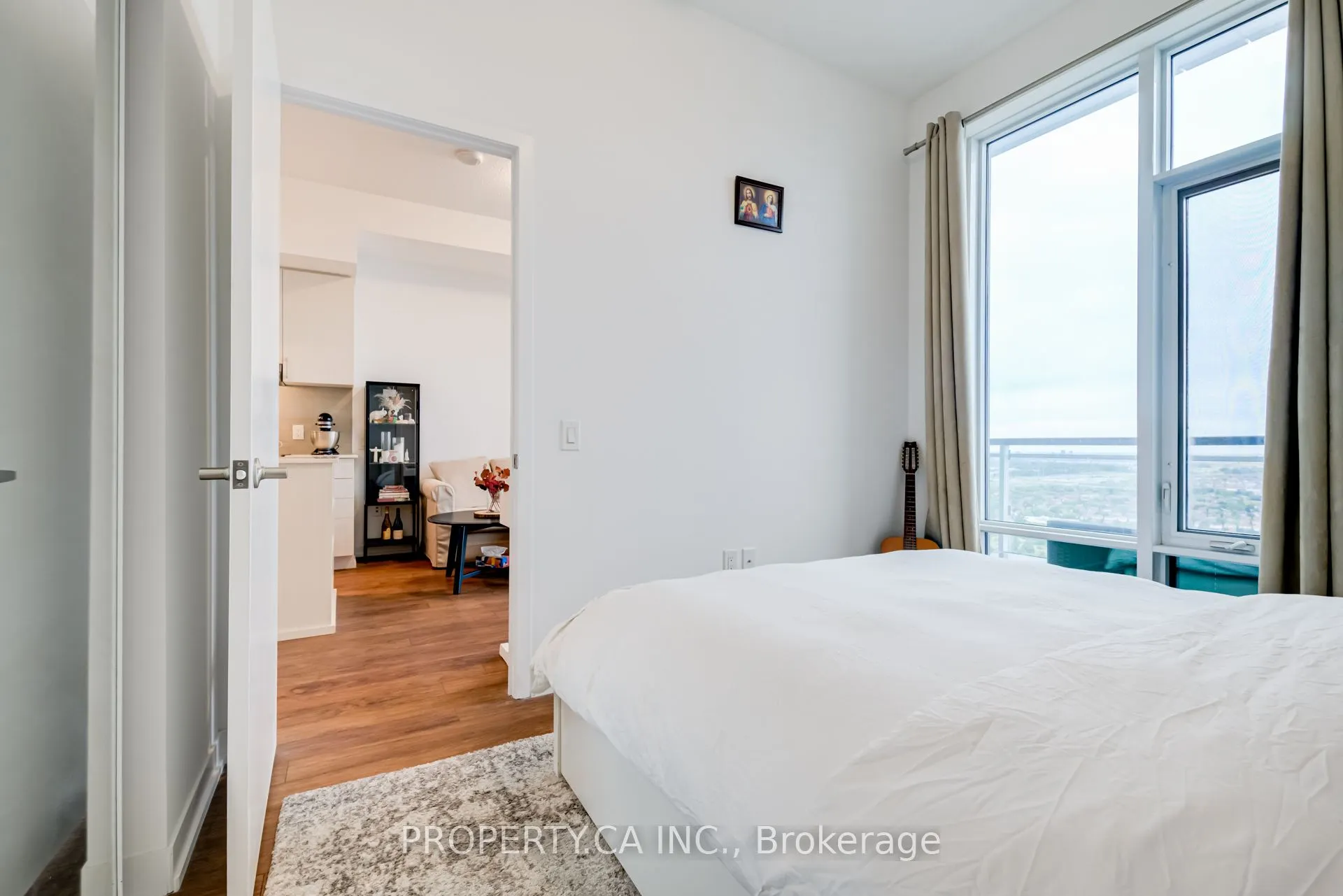 2560 Eglinton Avenue W, #2509