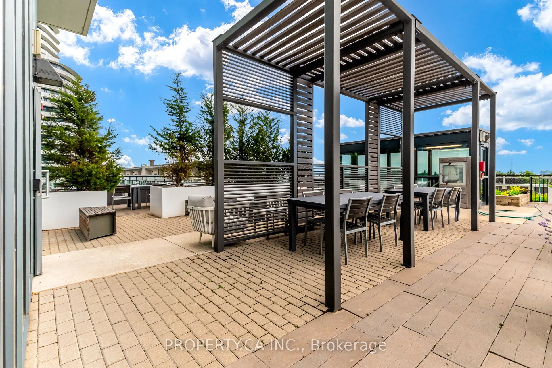 2560 Eglinton Avenue W, #2509