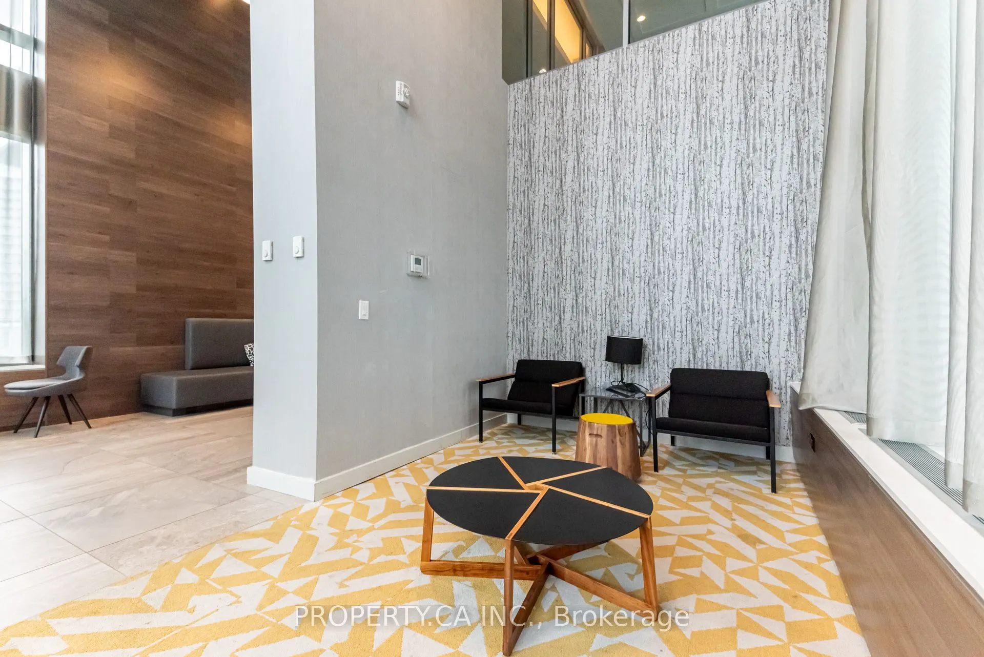 2560 Eglinton Avenue W, #2509