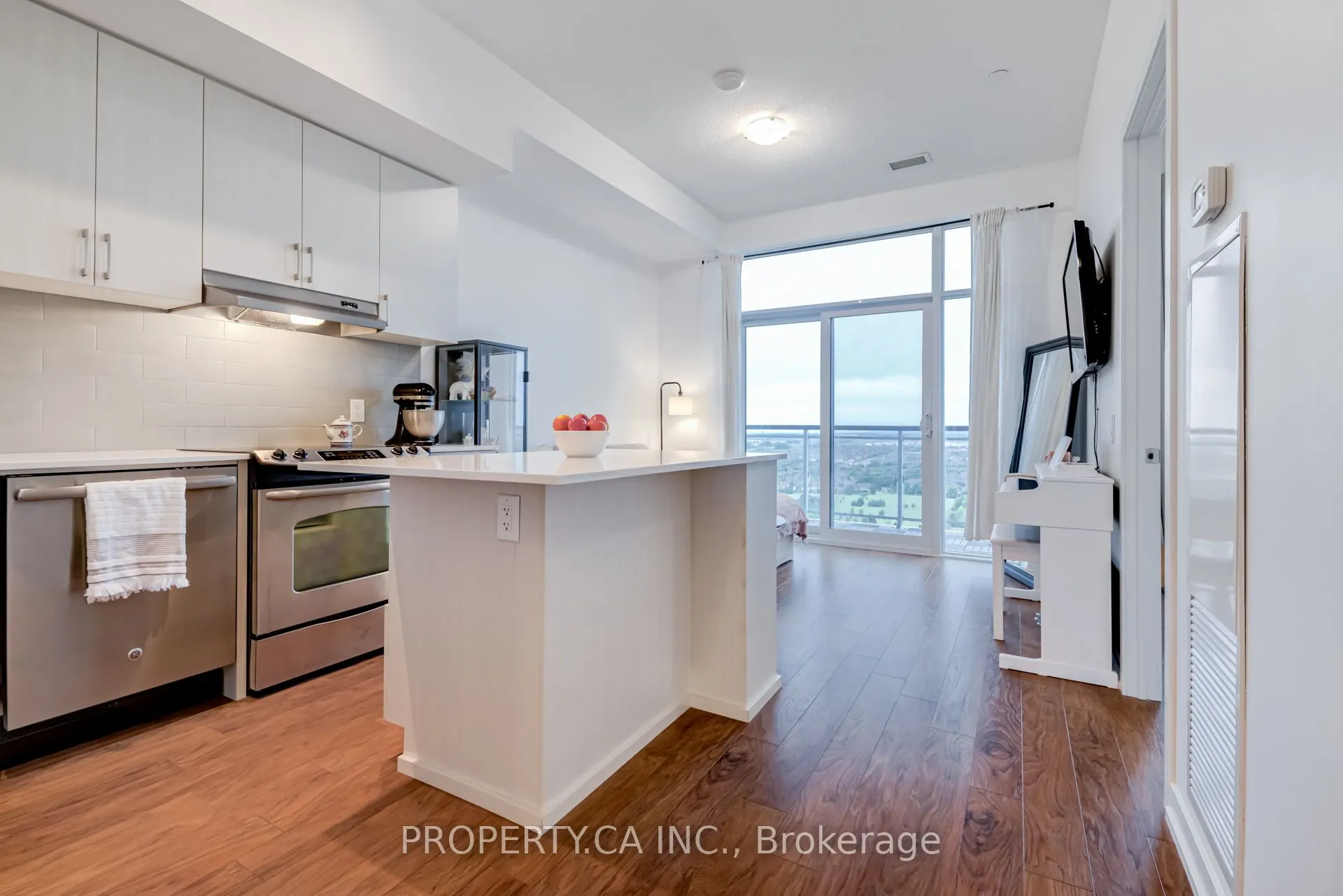 2560 Eglinton Avenue W, #2509