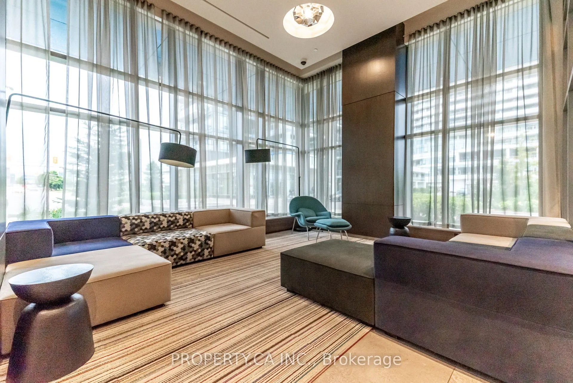2560 Eglinton Avenue W, #2509