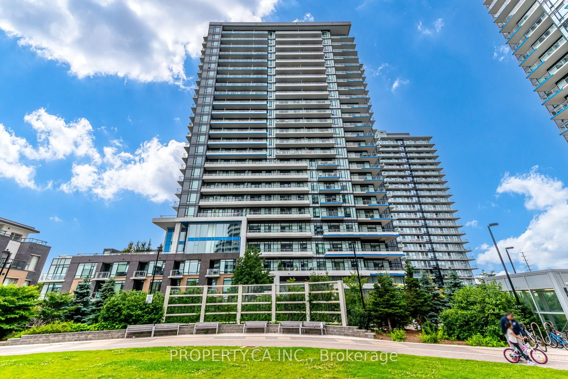 2560 Eglinton Avenue W, #2509