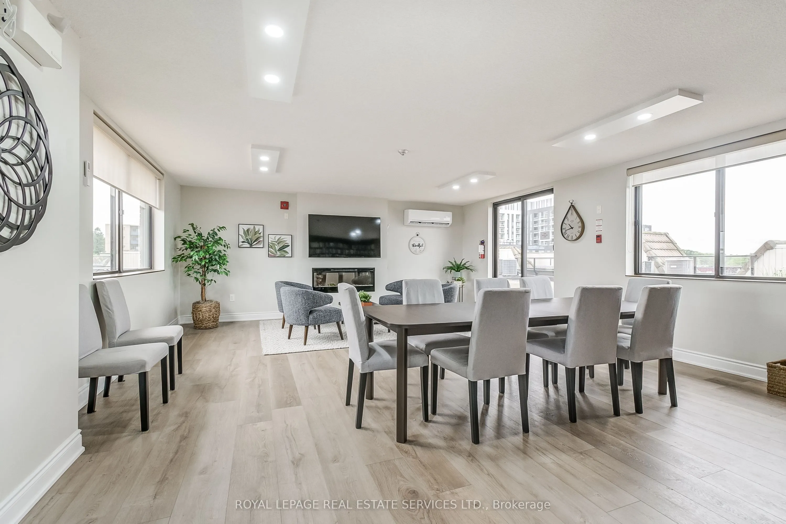 102 Bronte Road, #308