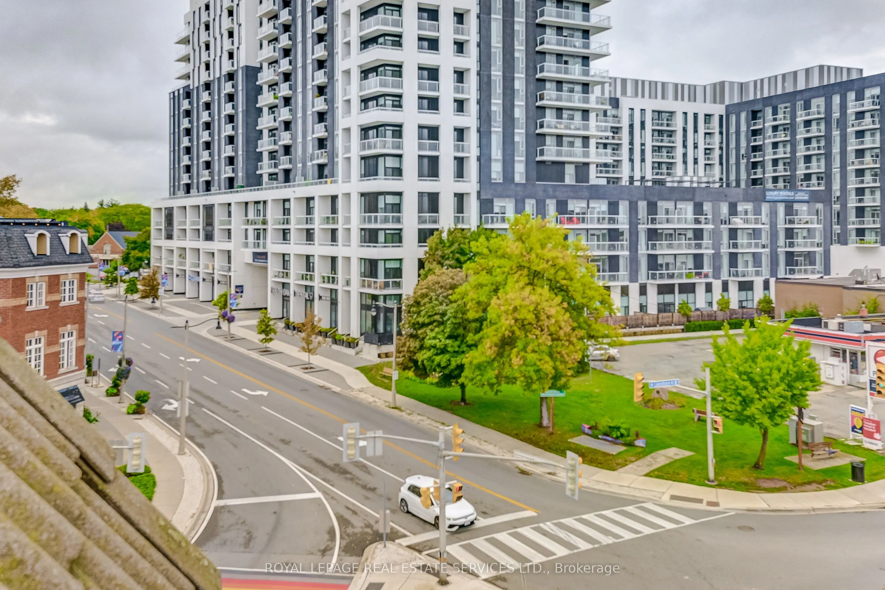 102 Bronte Road, #308