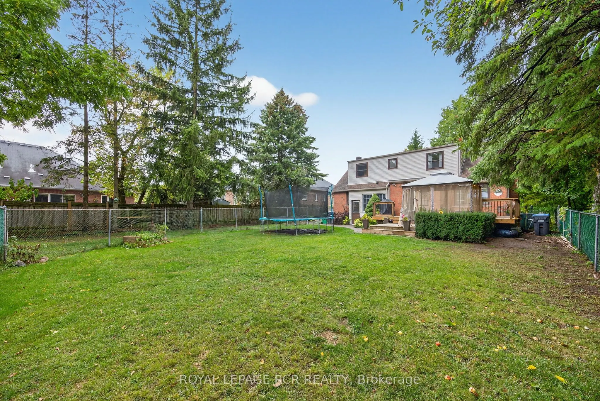 88 Walker Road W