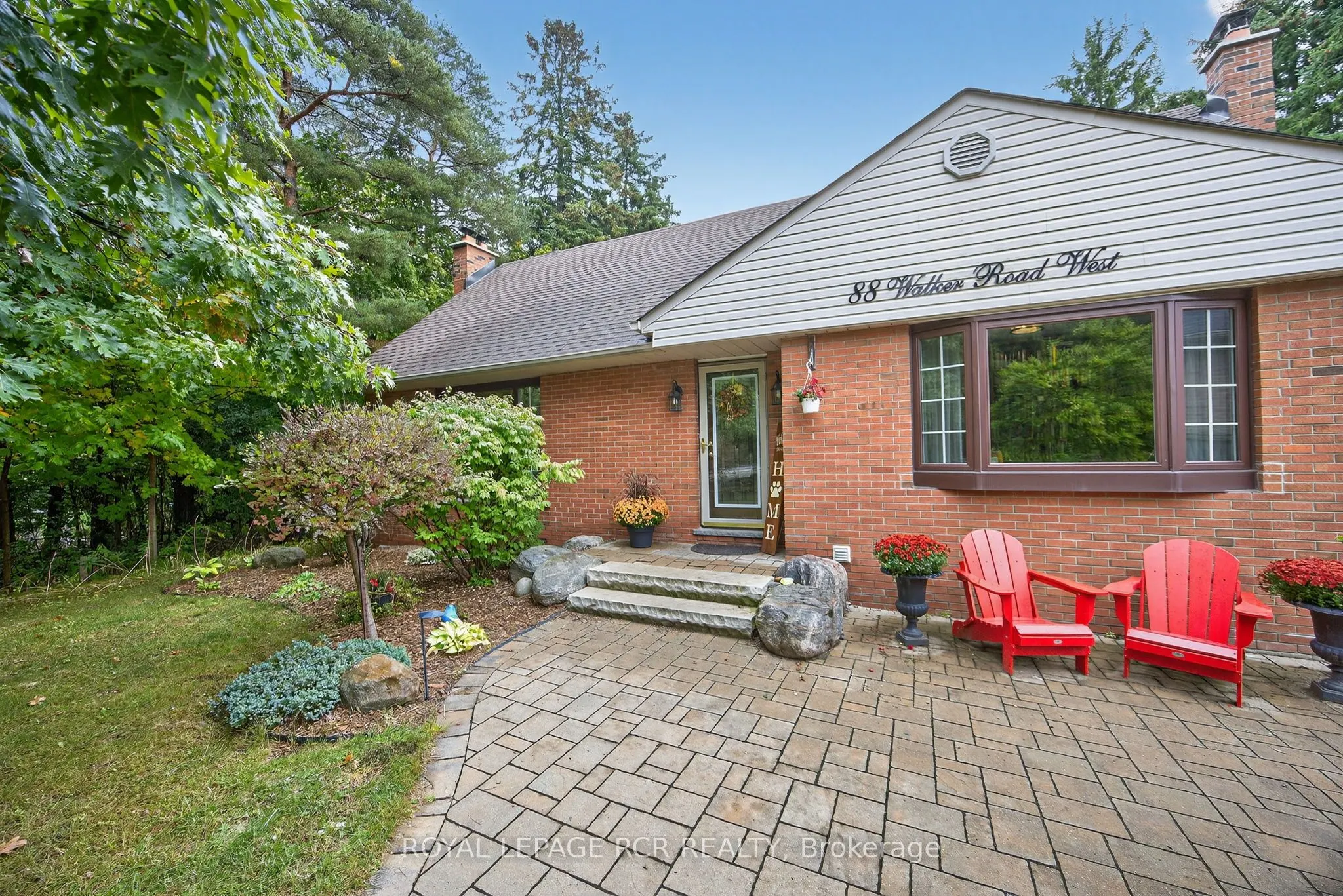 88 Walker Road W