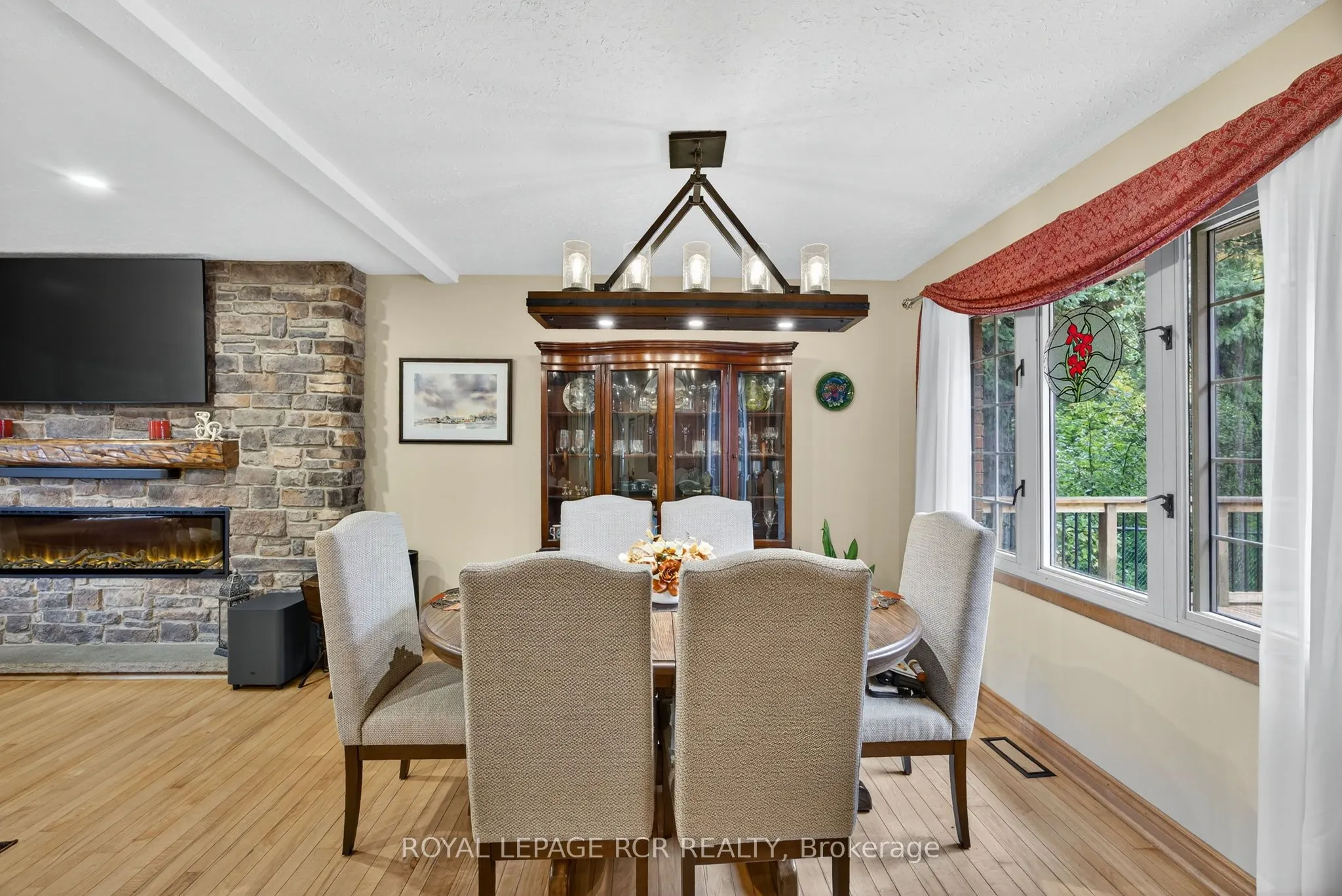 88 Walker Road W
