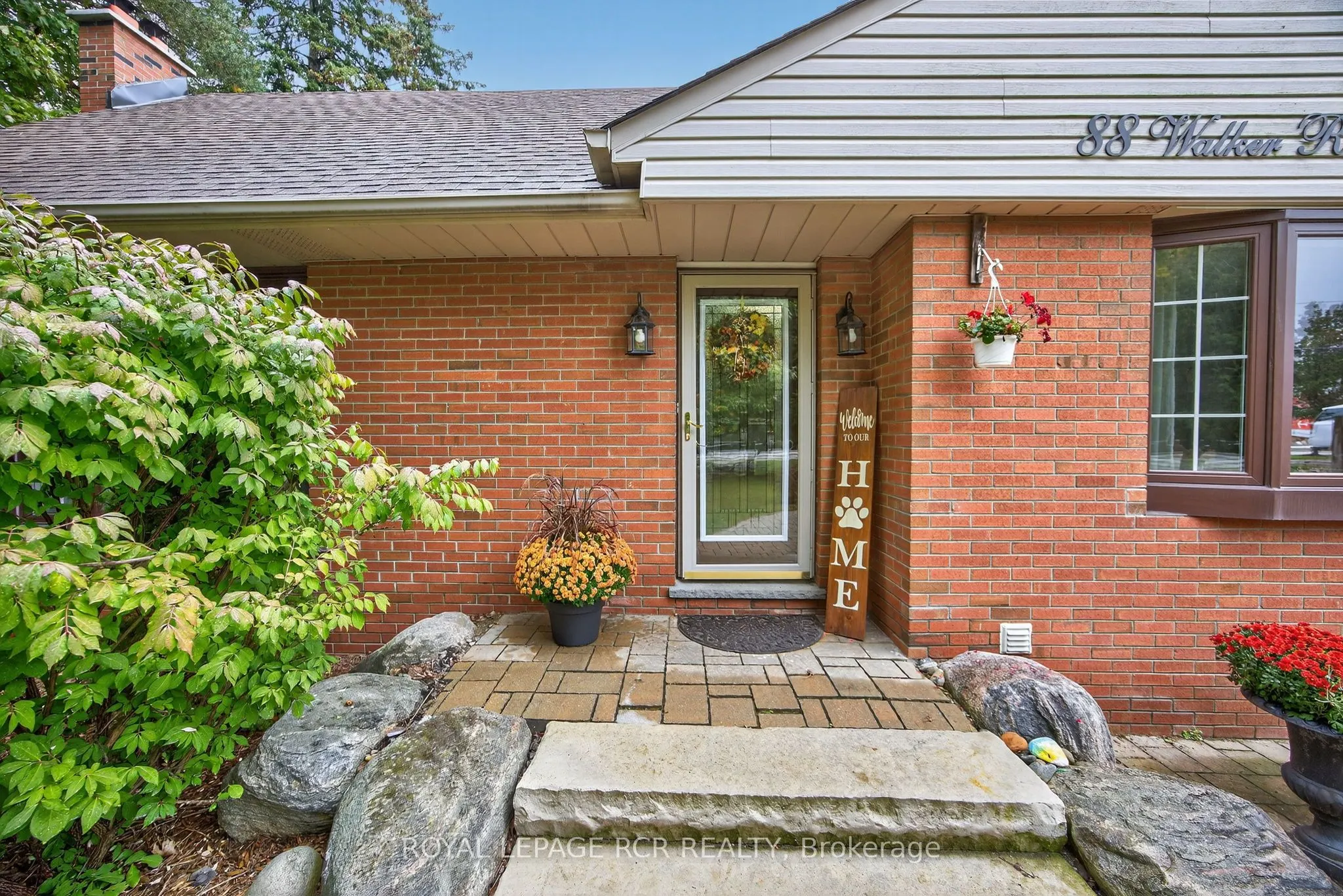 88 Walker Road W