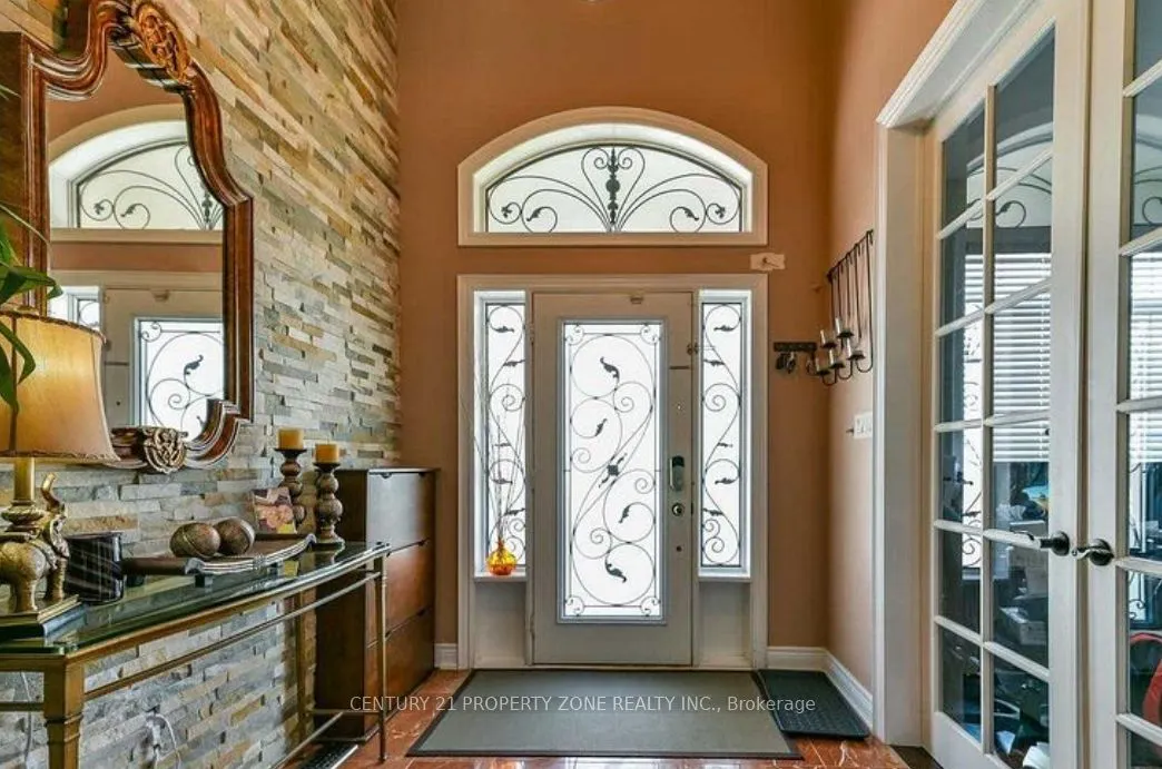 12 Fort Williams Drive