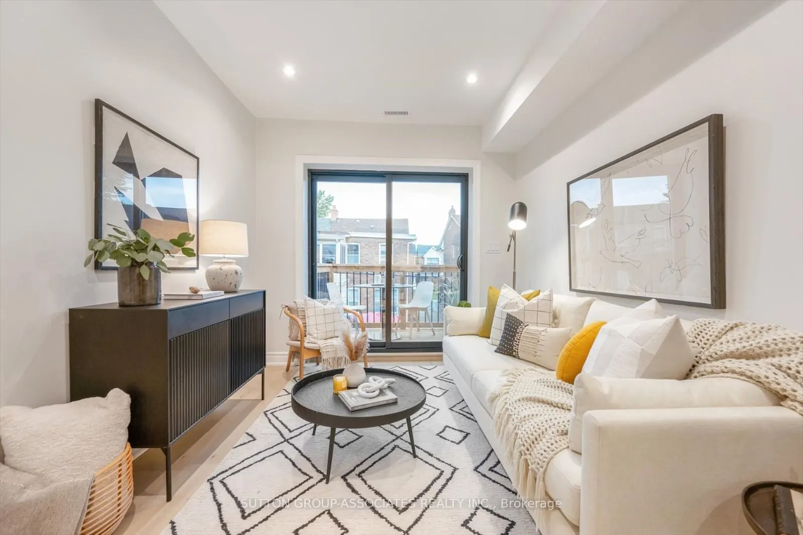 794 Shaw Street, #- Upper