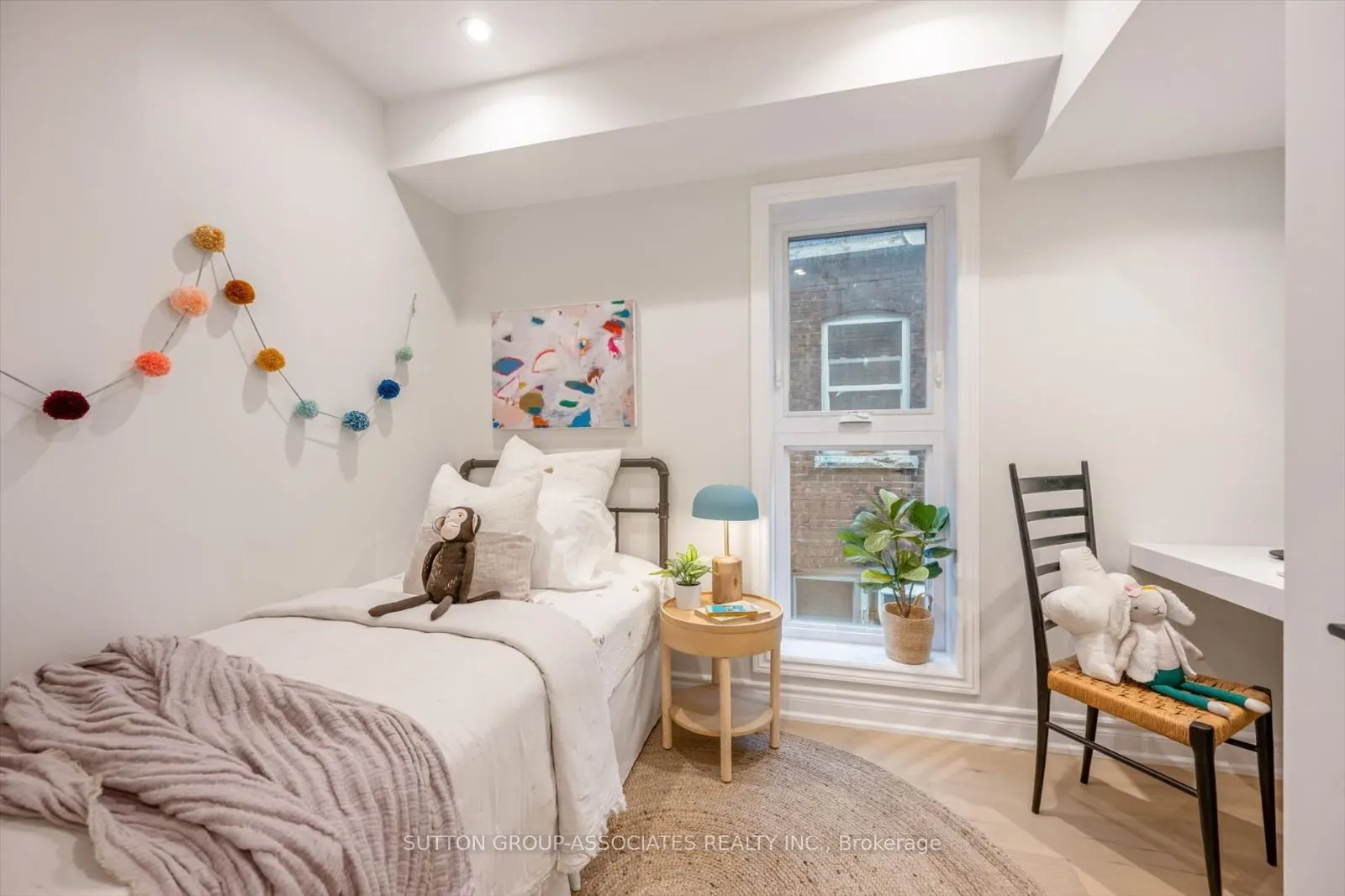 794 Shaw Street, #- Upper