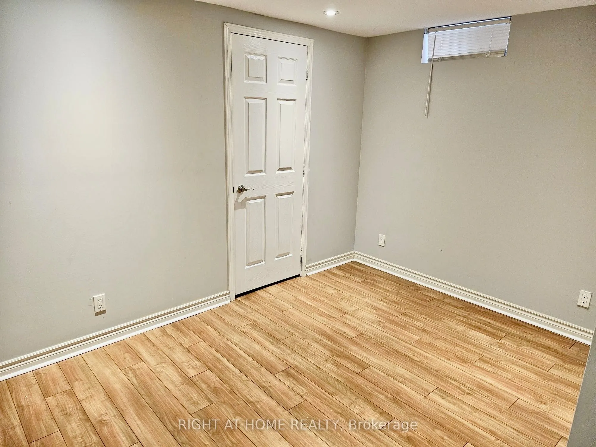 3366 Covent Crescent