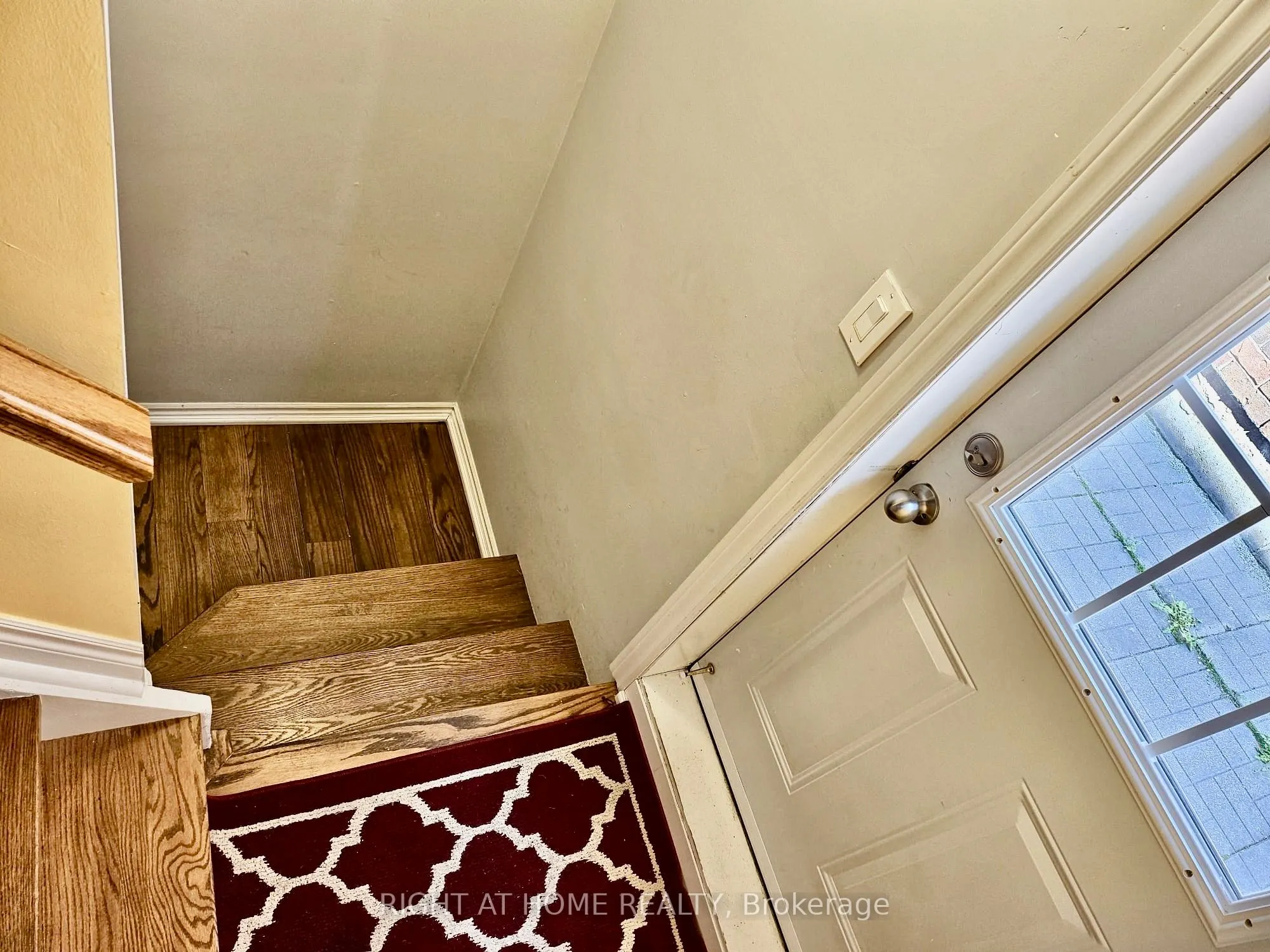 3366 Covent Crescent