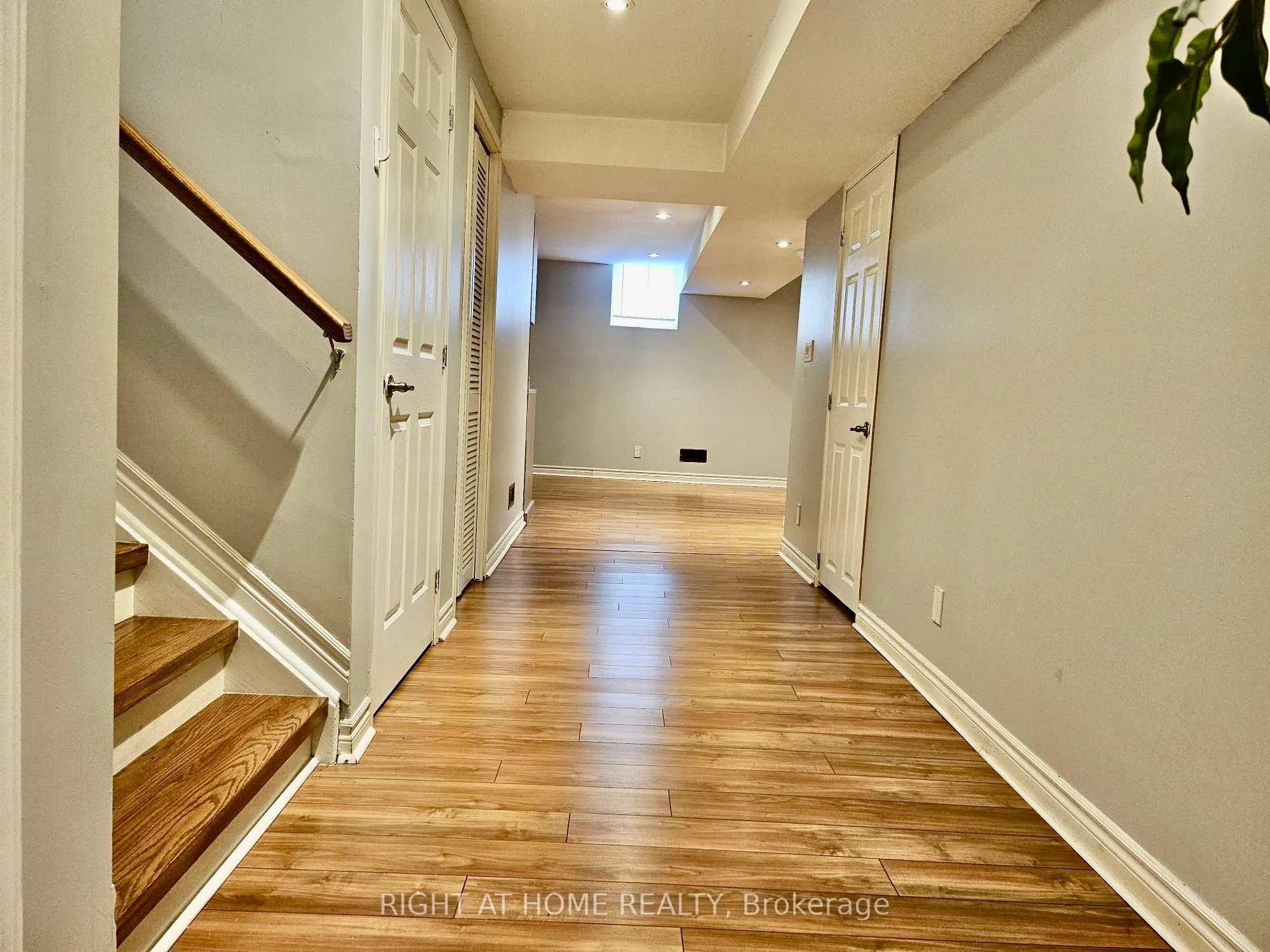 3366 Covent Crescent