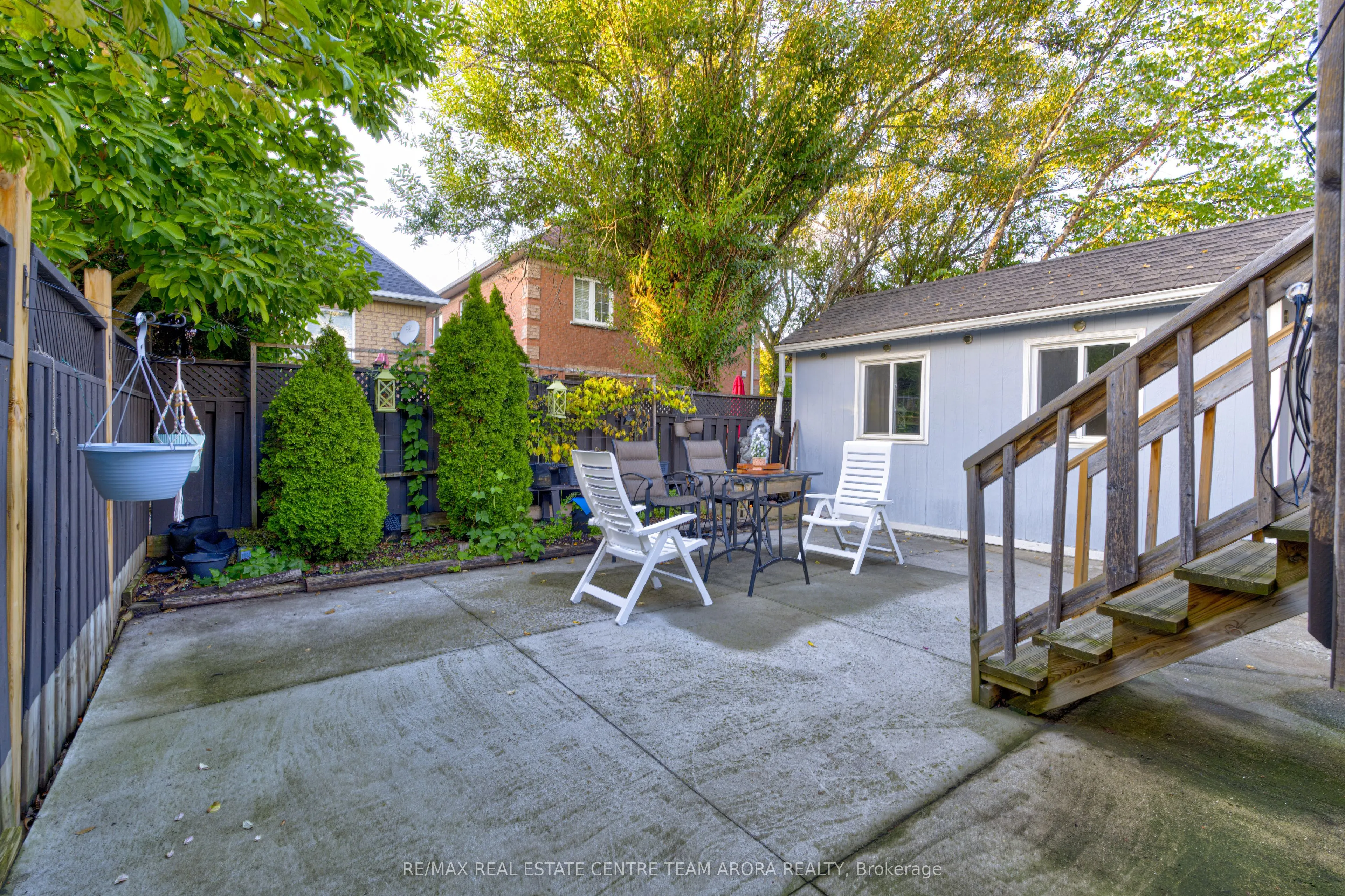 3 Sweet Briar Lane