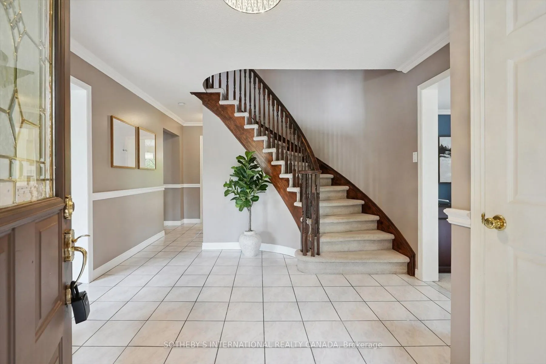 1352 Winterberry Drive