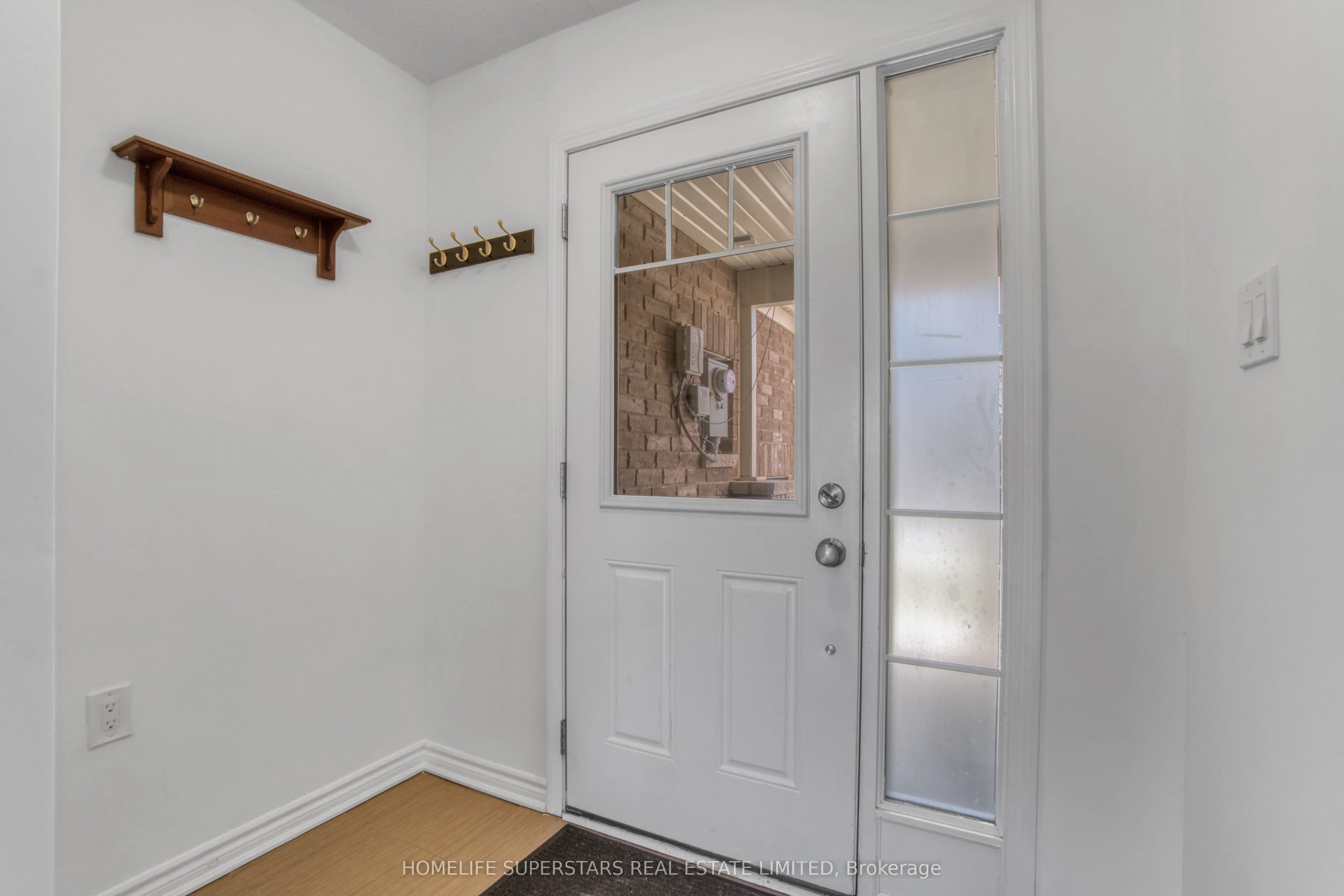 72 Bannister Crescent