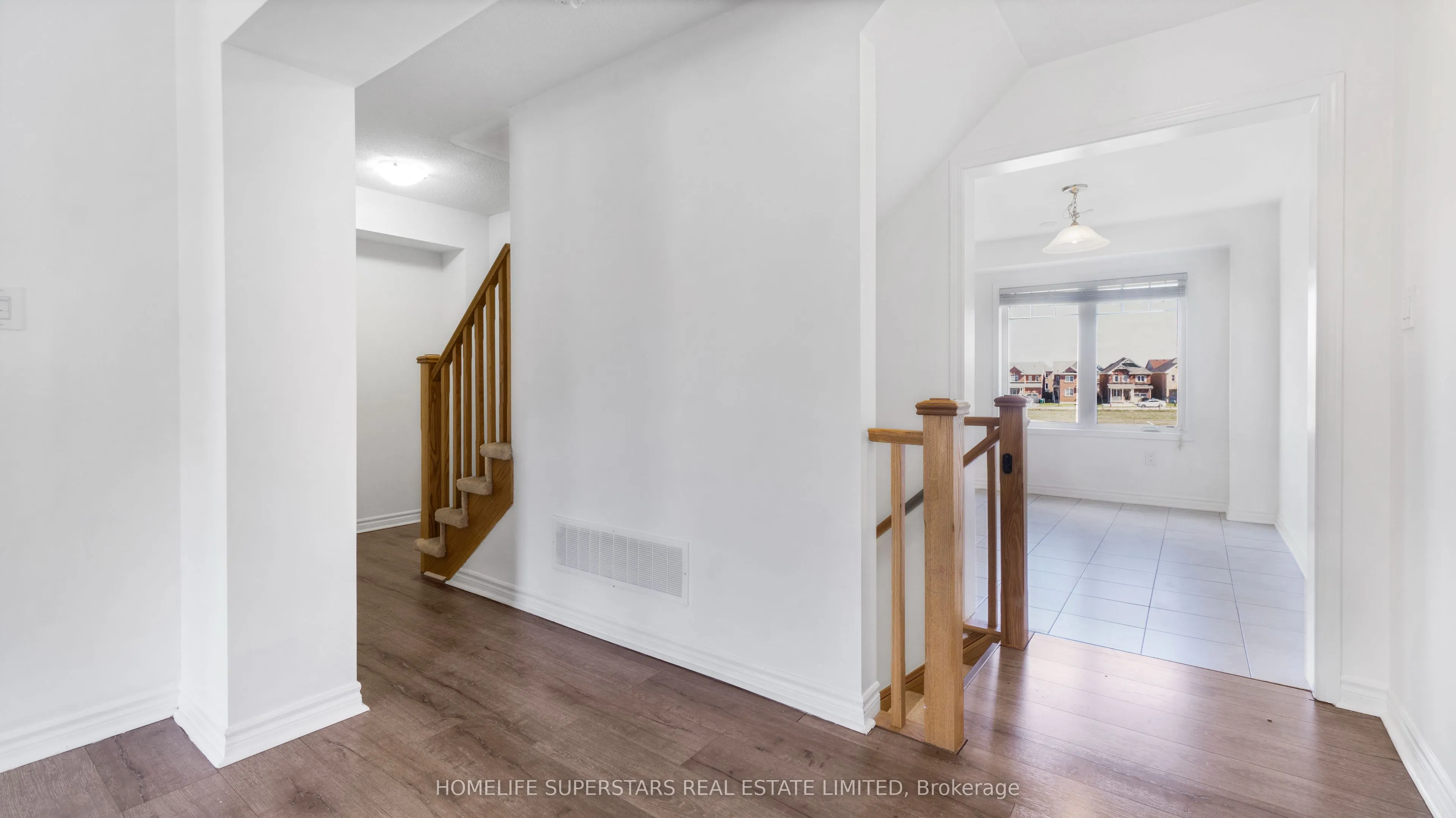 72 Bannister Crescent
