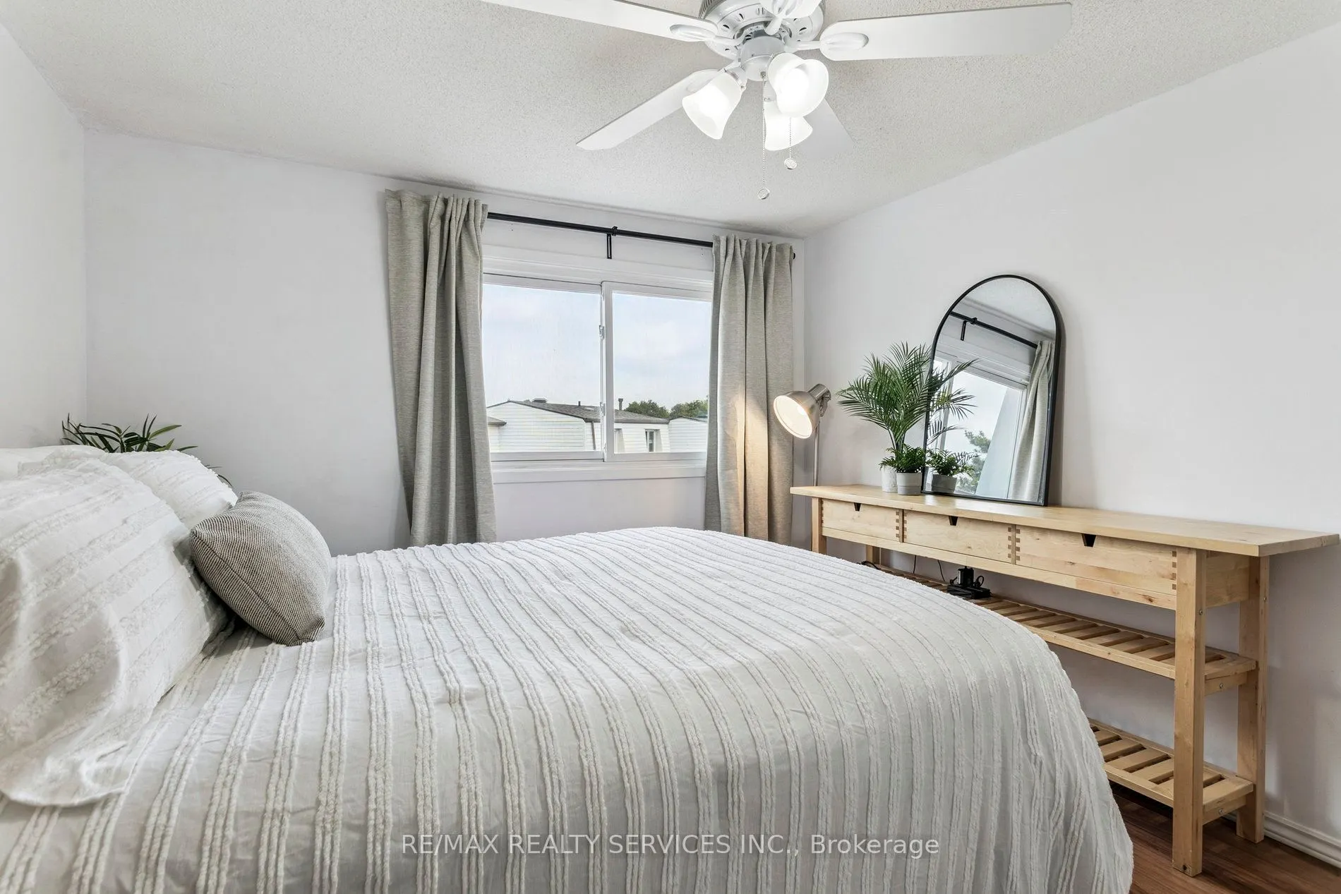 3175 Kirwin Avenue, #112
