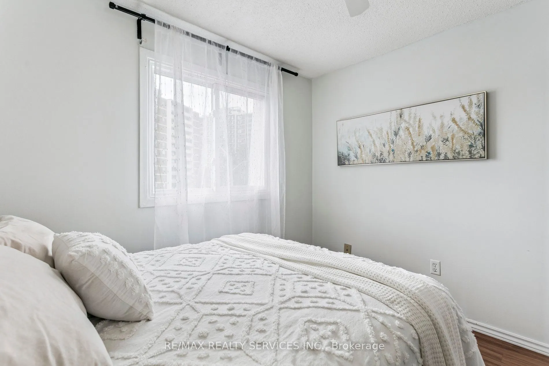 3175 Kirwin Avenue, #112