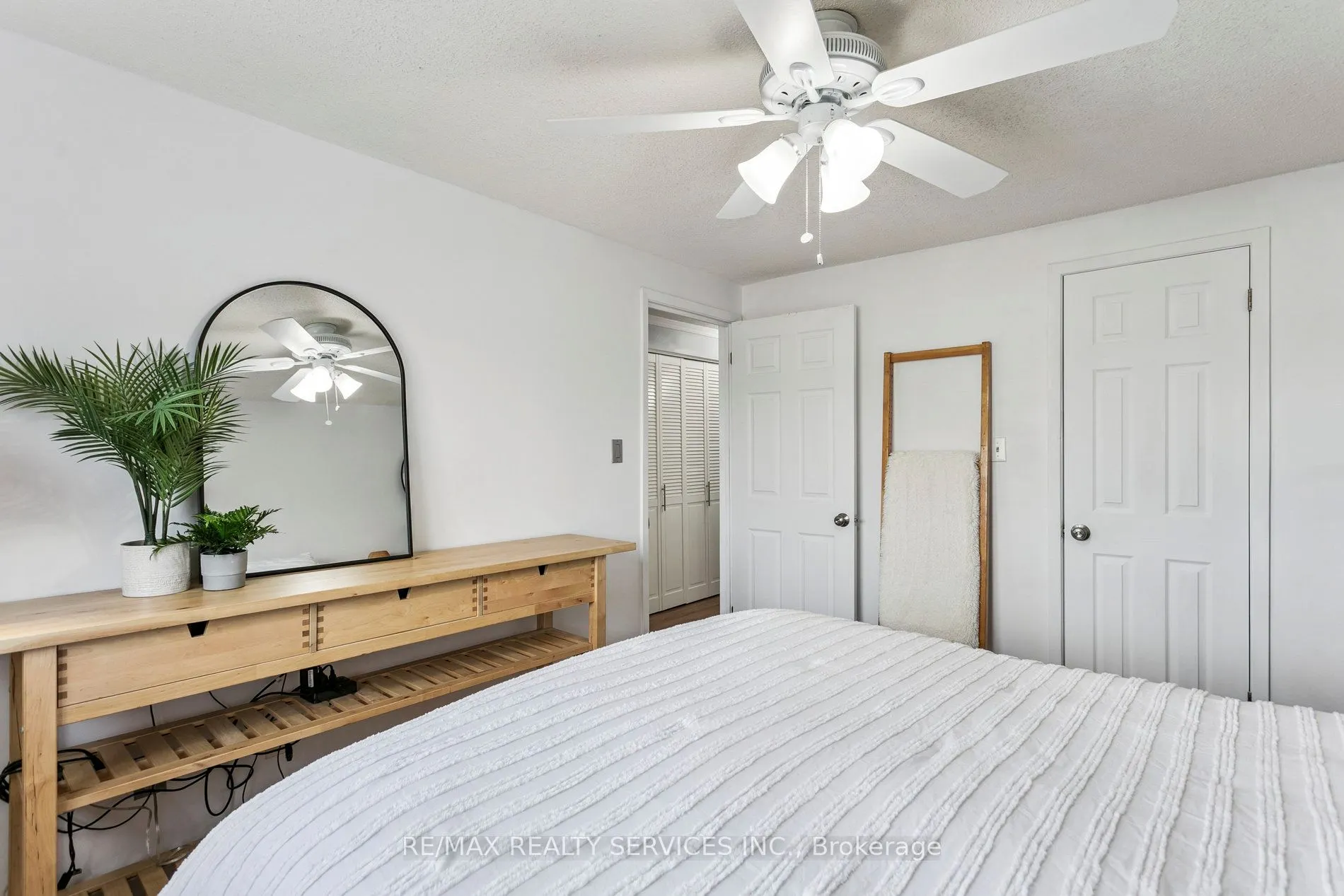 3175 Kirwin Avenue, #112