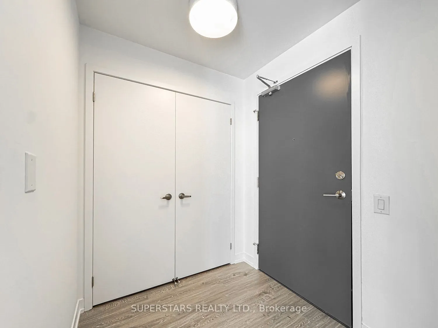 2485 Eglinton Avenue W, #920