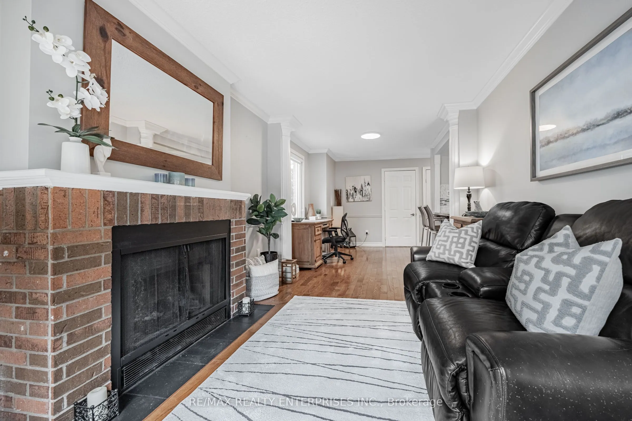 1036 Bridlewood Trail