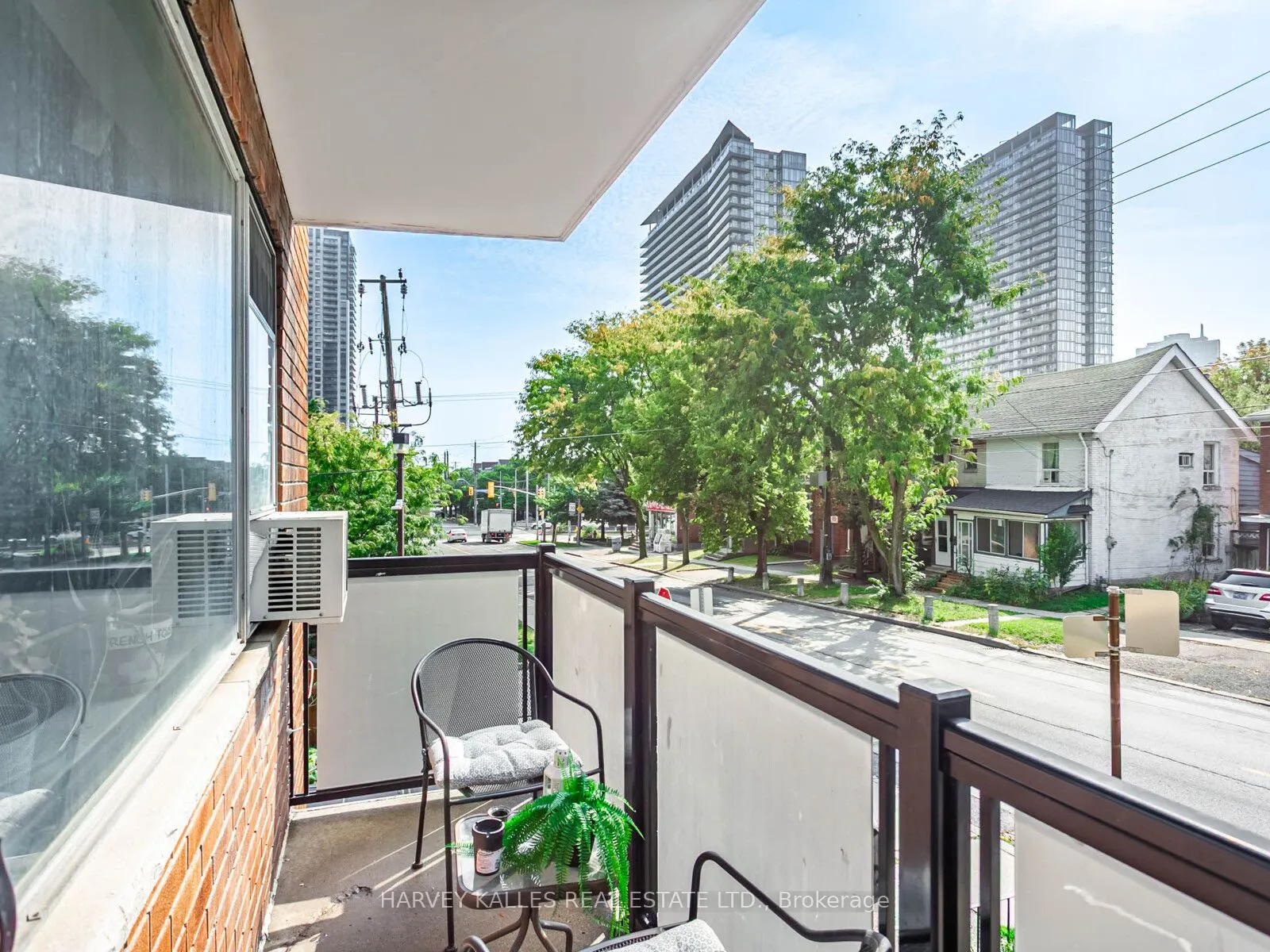 25 Windermere Avenue
