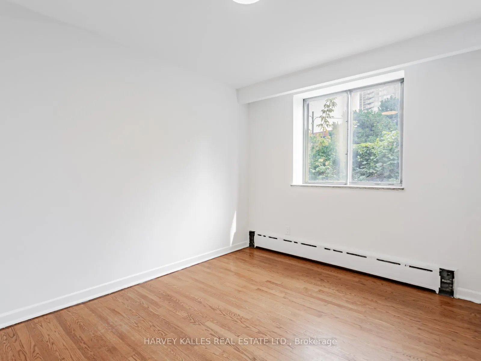25 Windermere Avenue